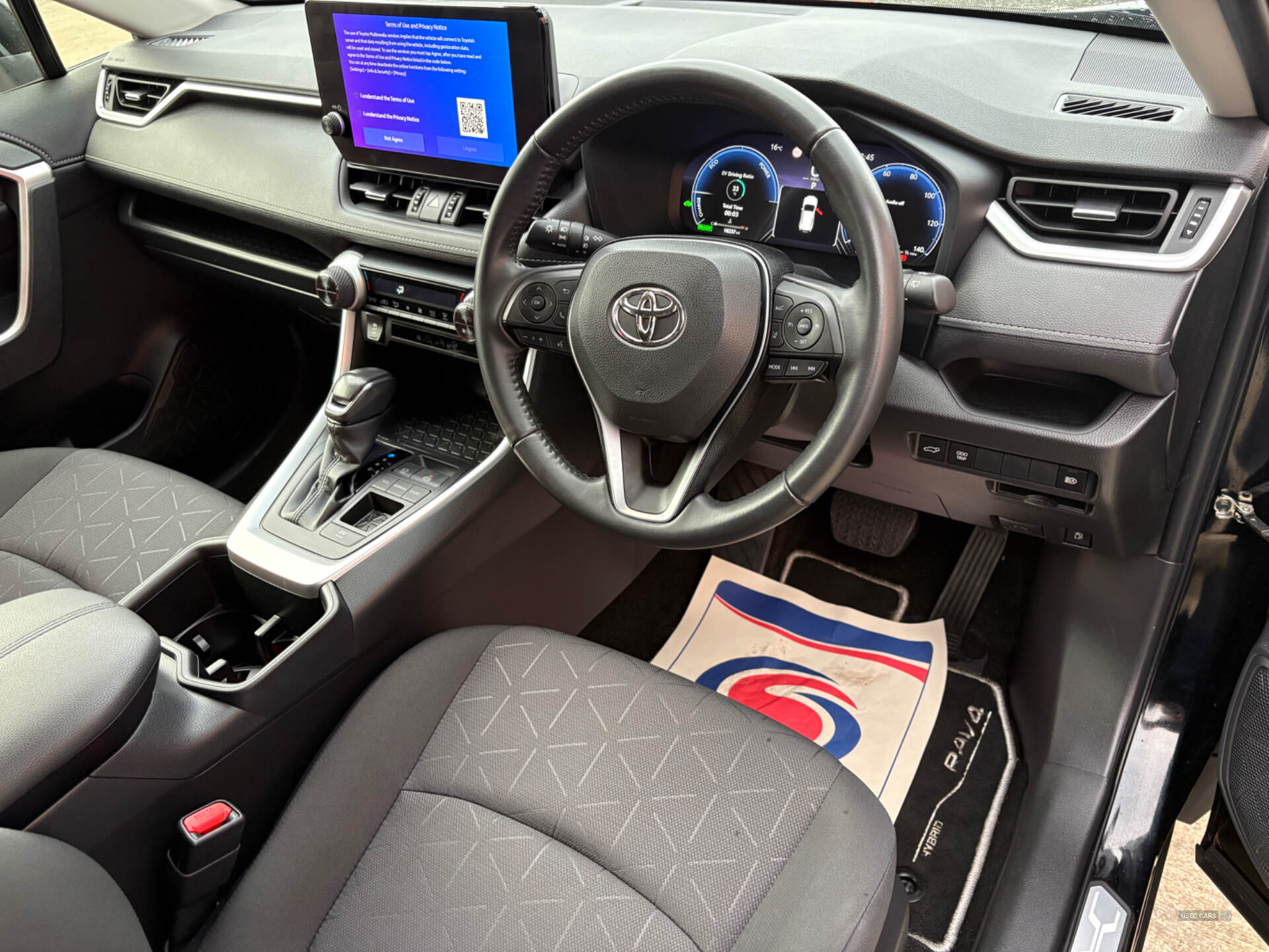 Toyota RAV4 ESTATE in Derry / Londonderry