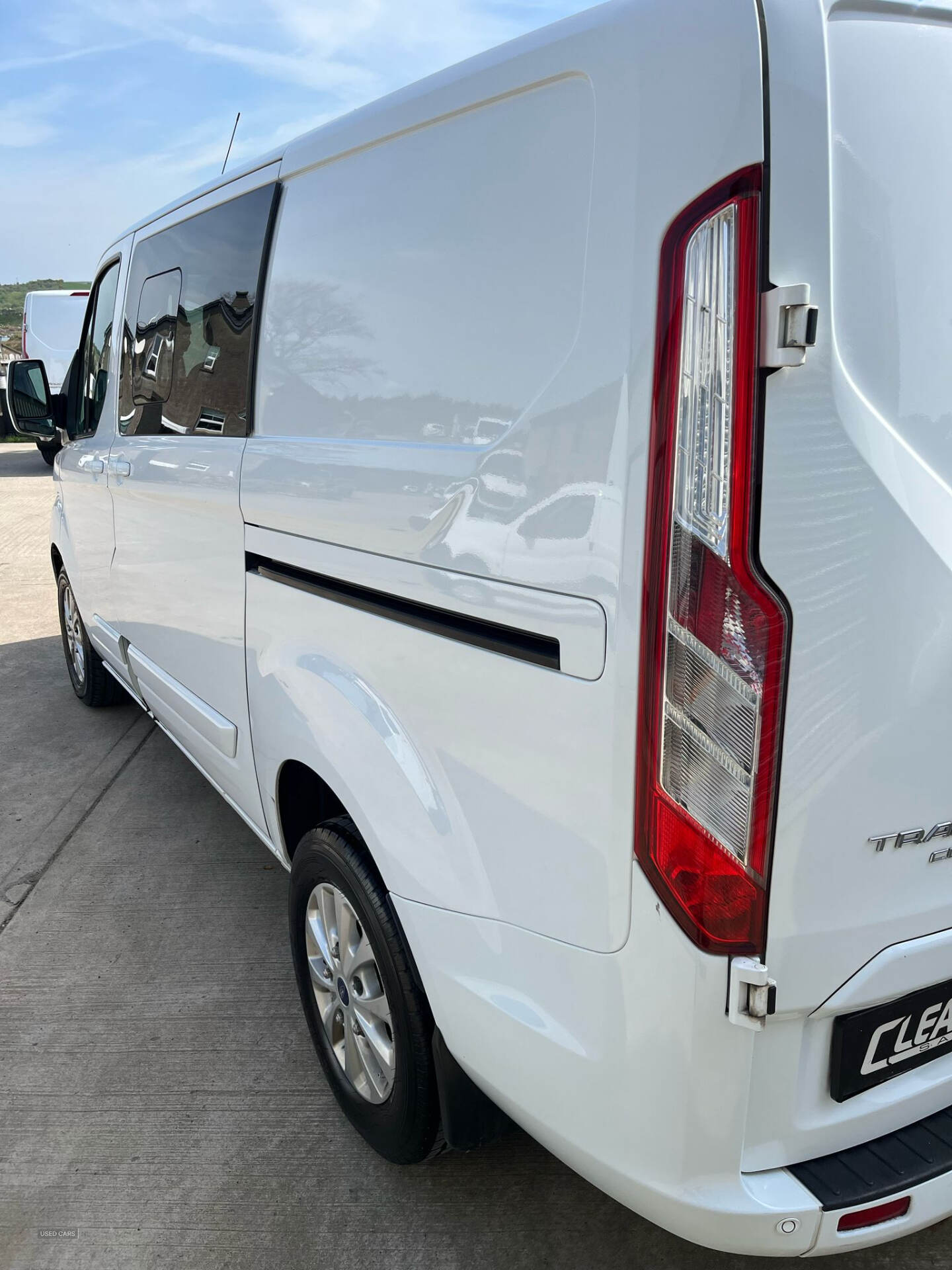 Nov 2019 Ford Transit Custom 2.0 EcoBlue 130ps Low Roof D/Cab Limited Van