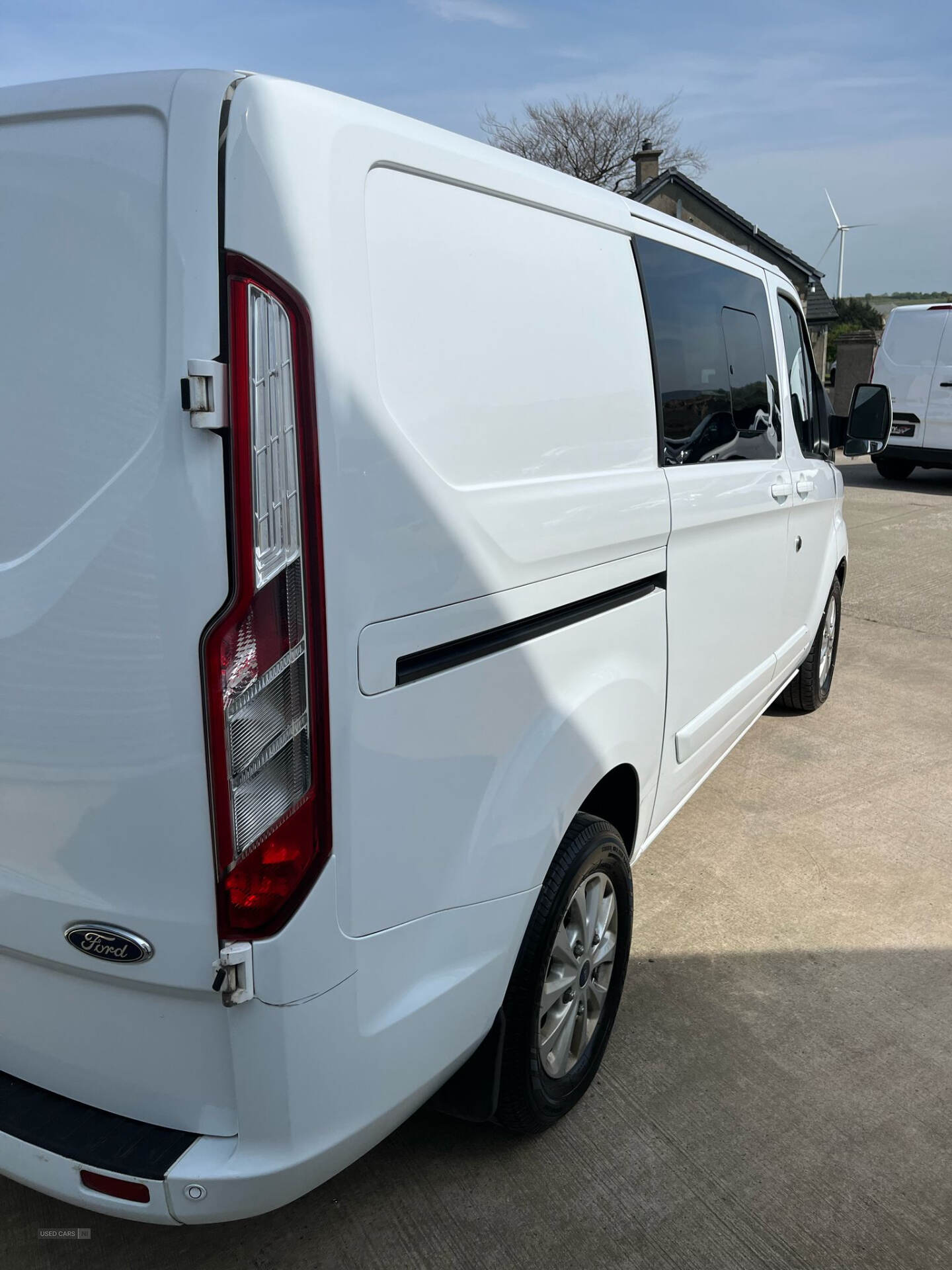 Nov 2019 Ford Transit Custom 2.0 EcoBlue 130ps Low Roof D/Cab Limited Van
