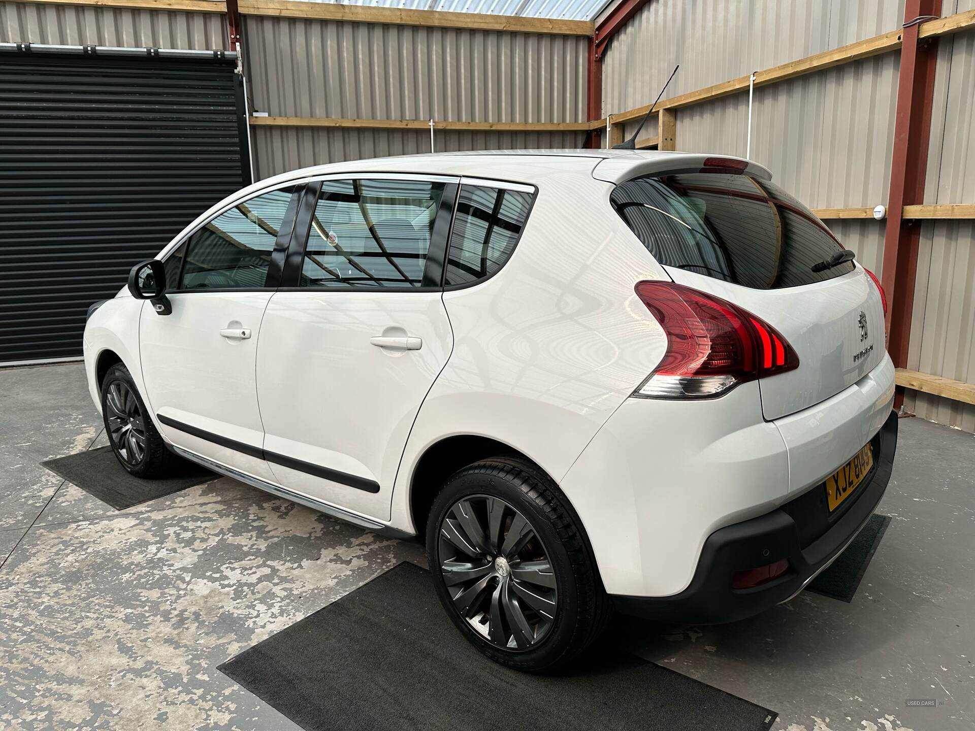 Nov 2015 Peugeot 3008 1.6 HDi Active 5dr