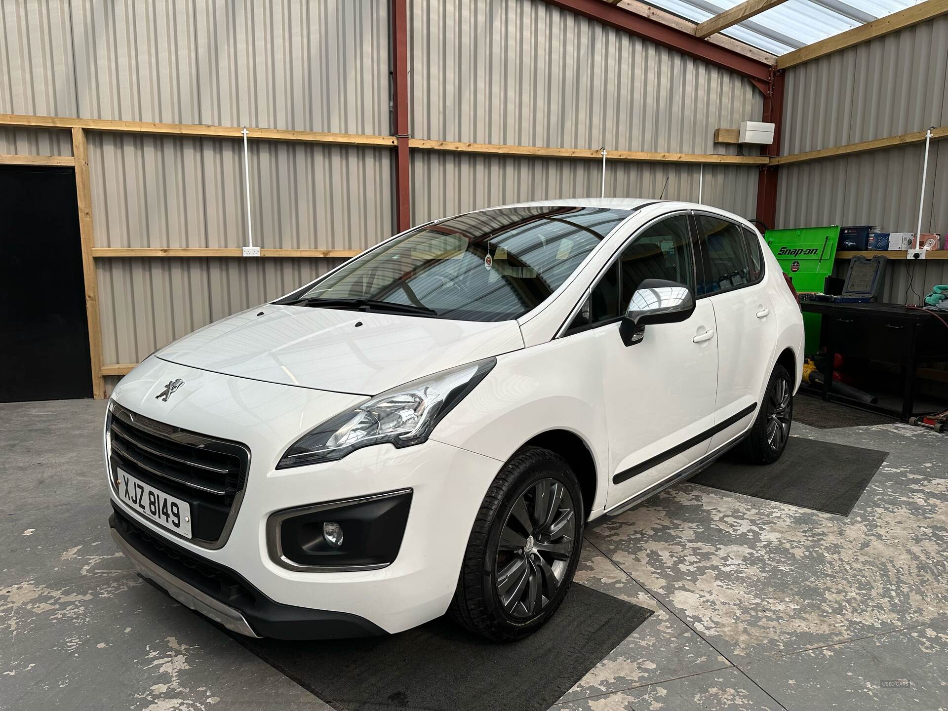 Nov 2015 Peugeot 3008 1.6 HDi Active 5dr