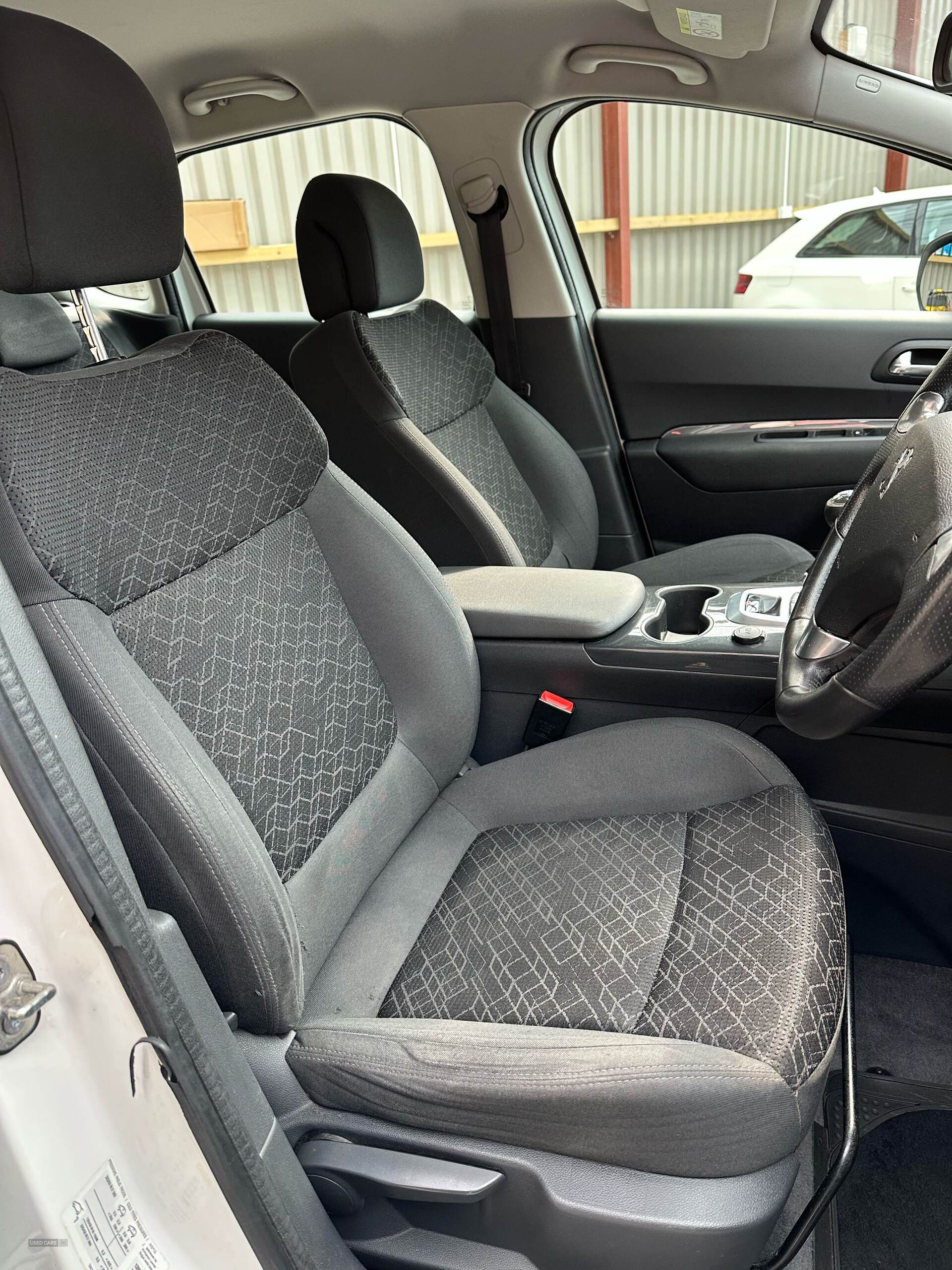 Nov 2015 Peugeot 3008 1.6 HDi Active 5dr