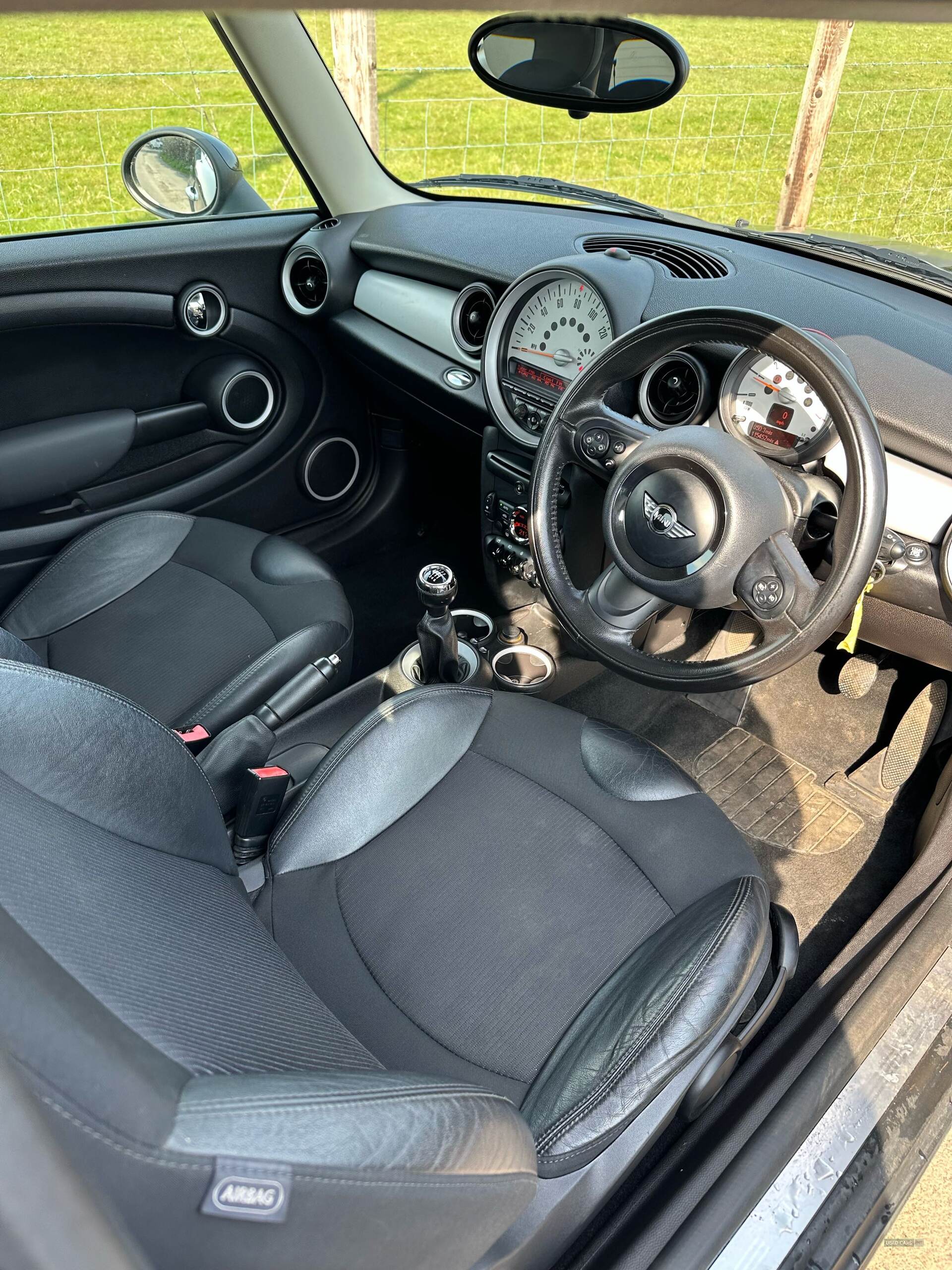 Mar 2011 MINI Hatch 1.6 Cooper D 3dr