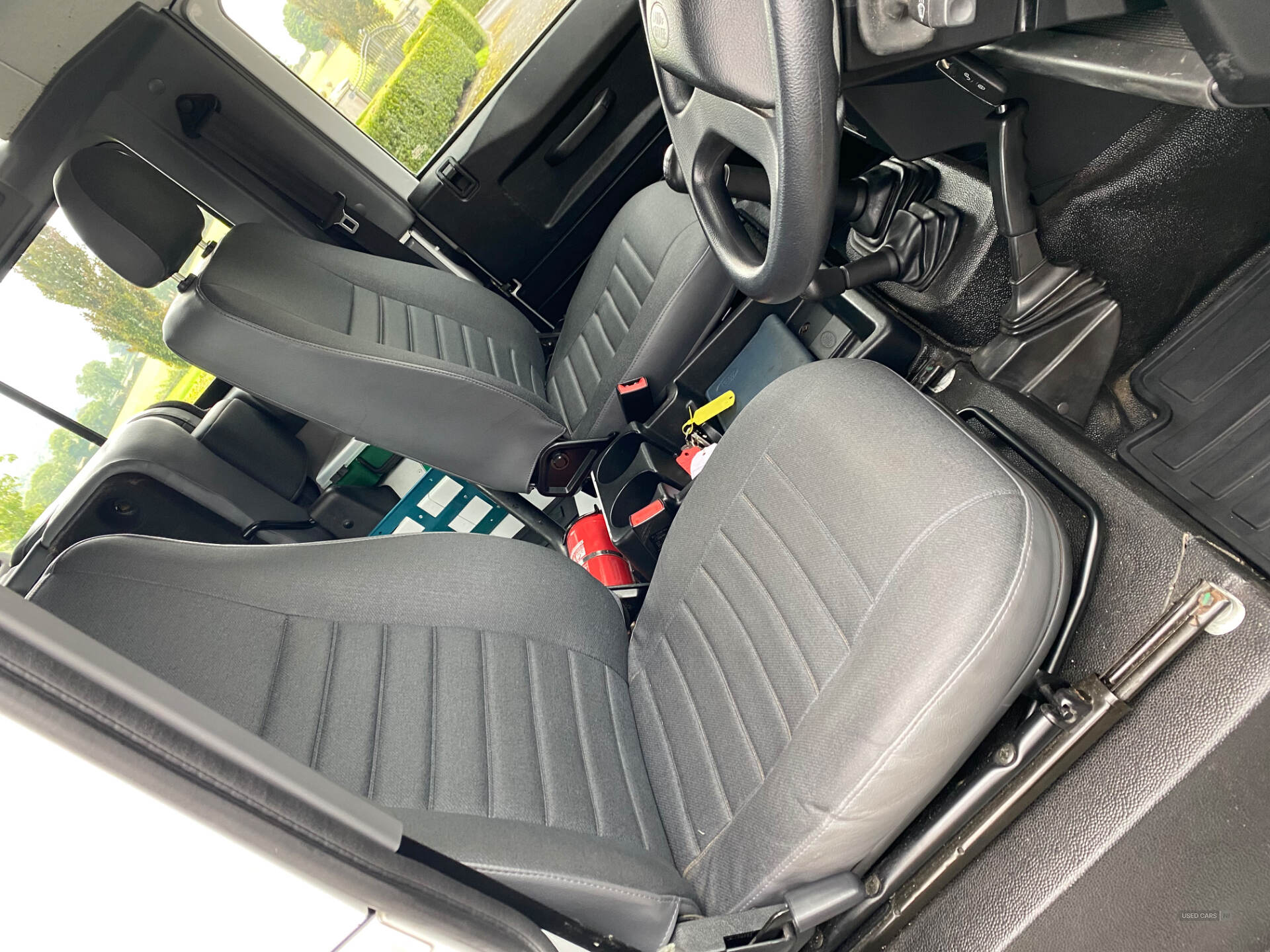 Jul 2015 Land Rover Defender Station Wagon TDCi [2.2]