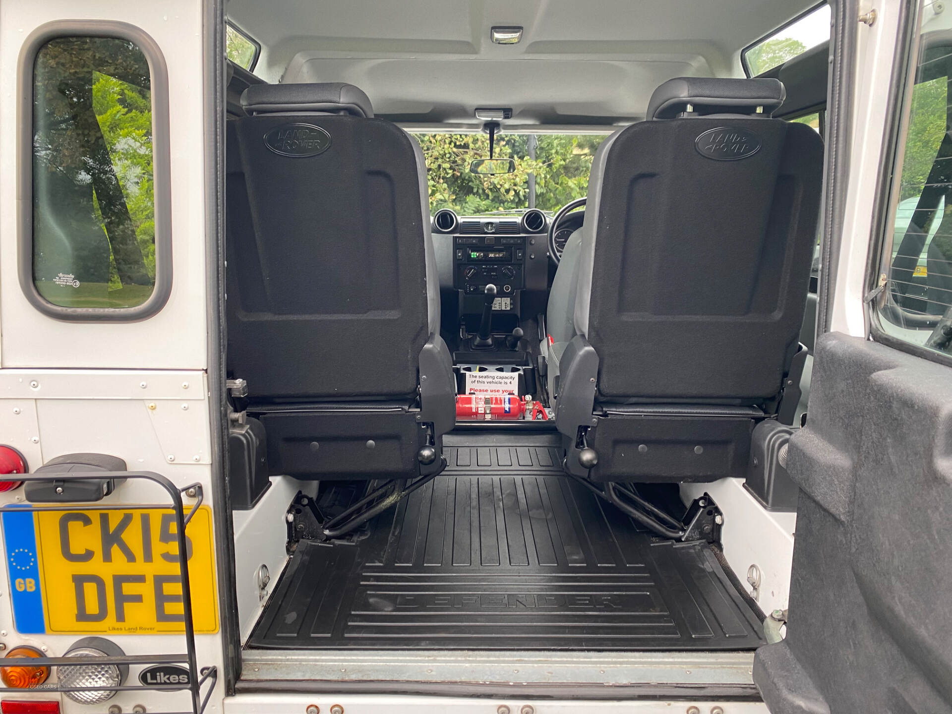 Jul 2015 Land Rover Defender Station Wagon TDCi [2.2]
