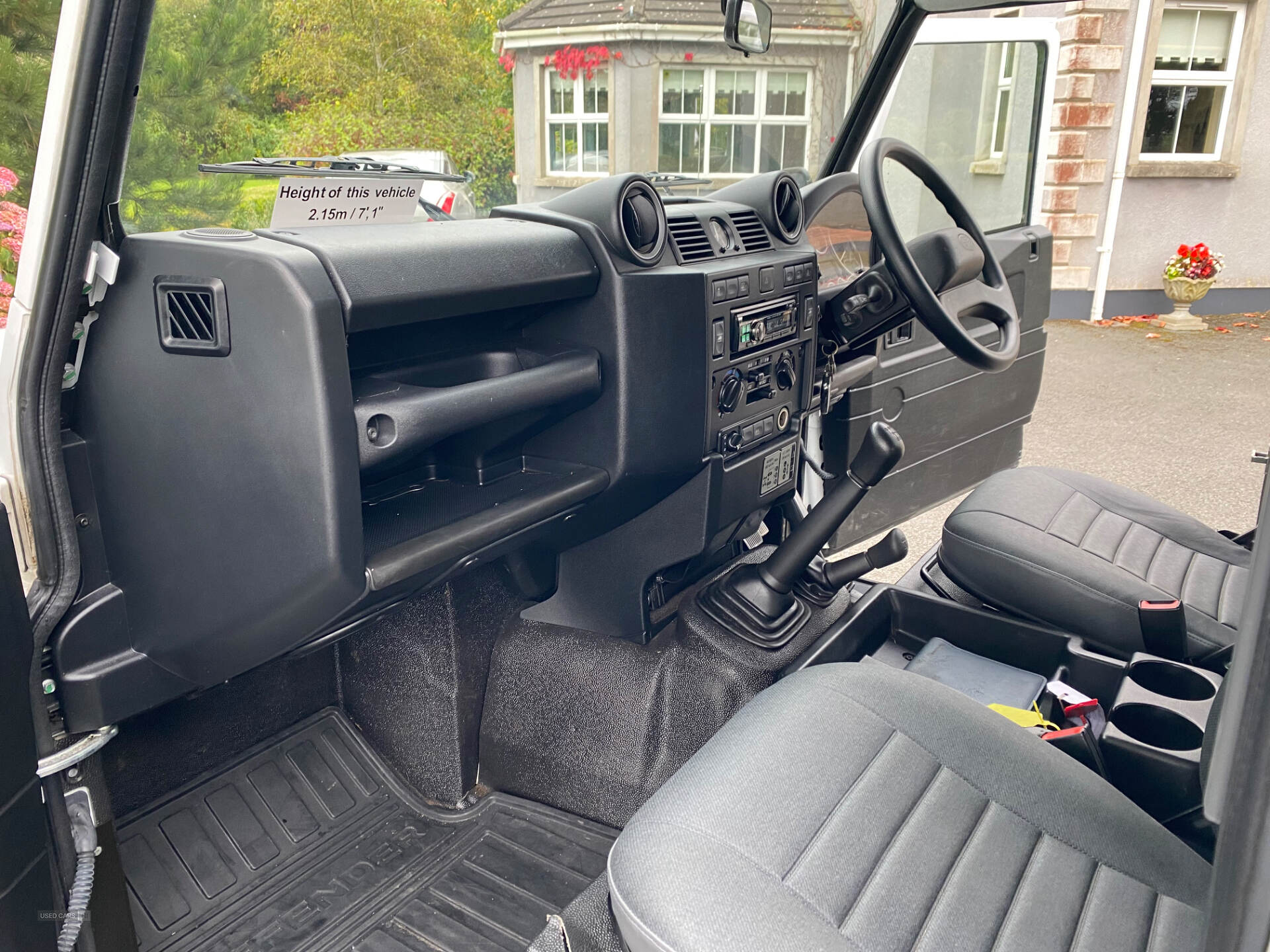 Jul 2015 Land Rover Defender Station Wagon TDCi [2.2]