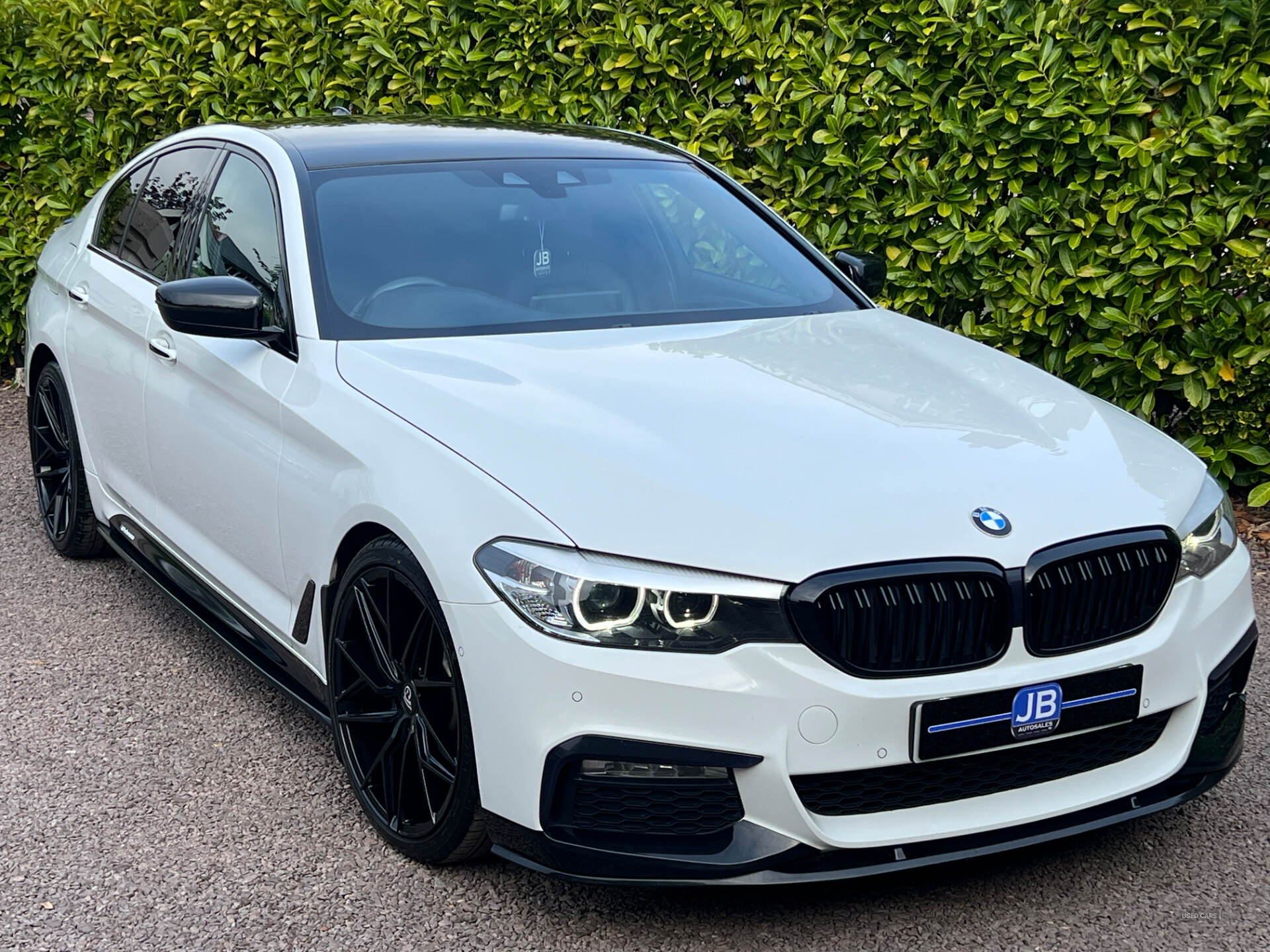 Dec 2017 BMW 5 Series 520d M Sport 4dr Auto