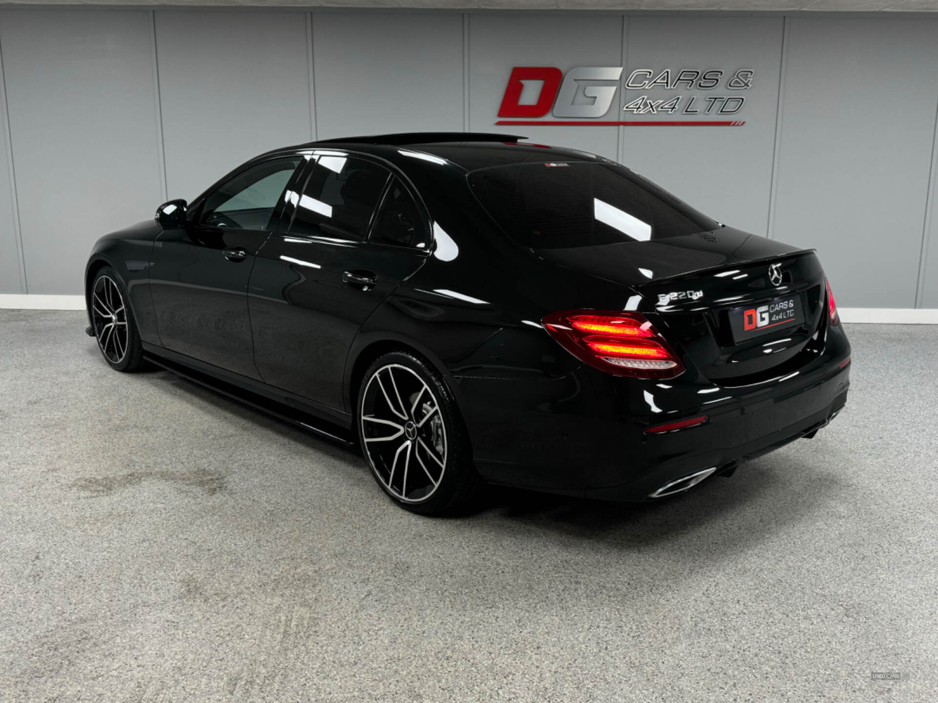 Sep 2016 Mercedes E-Class E220d AMG Line Premium 4dr 9G-Tronic
