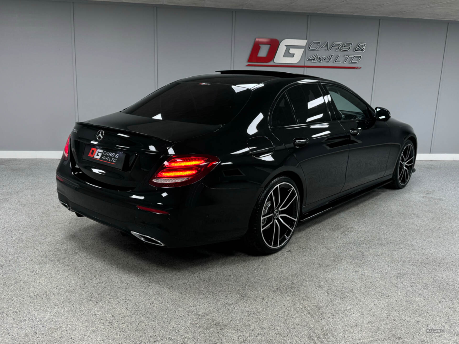 Sep 2016 Mercedes E-Class E220d AMG Line Premium 4dr 9G-Tronic