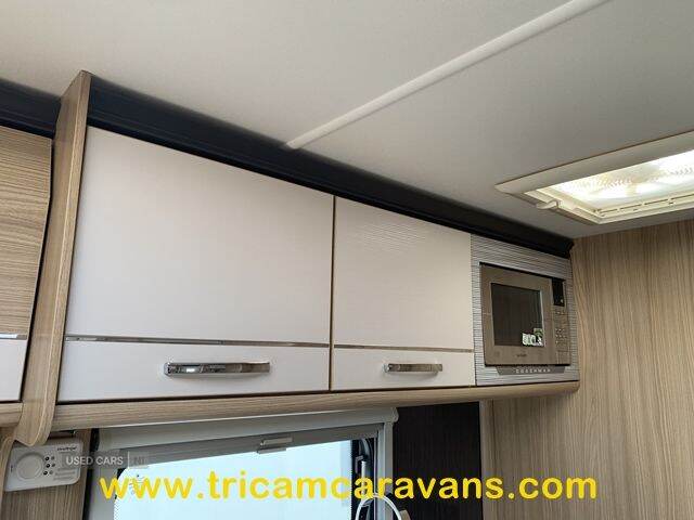2018 Coachman Kimberley 545/4, Fixed Island Bed, Separate Shower