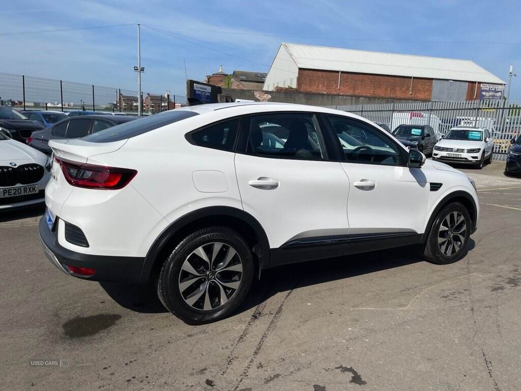 Dec 2021 Renault Arkana 1.3 TCe Mild Hybrid 140 Iconic 5dr EDC