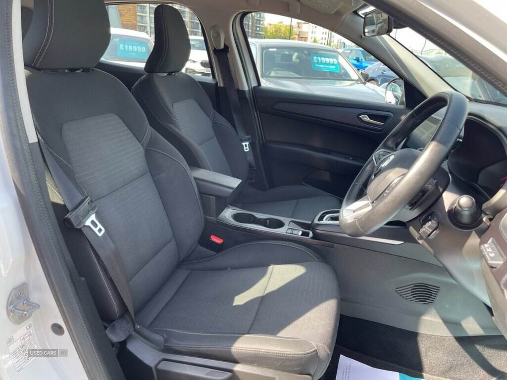 Dec 2021 Renault Arkana 1.3 TCe Mild Hybrid 140 Iconic 5dr EDC