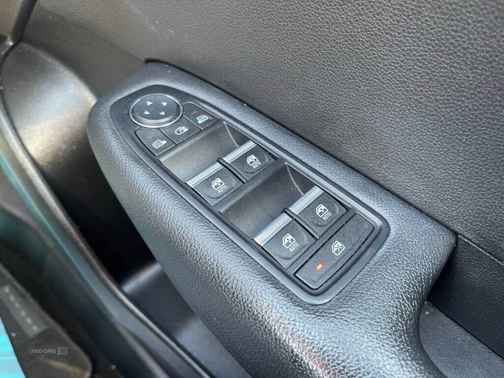 Dec 2021 Renault Arkana 1.3 TCe Mild Hybrid 140 Iconic 5dr EDC