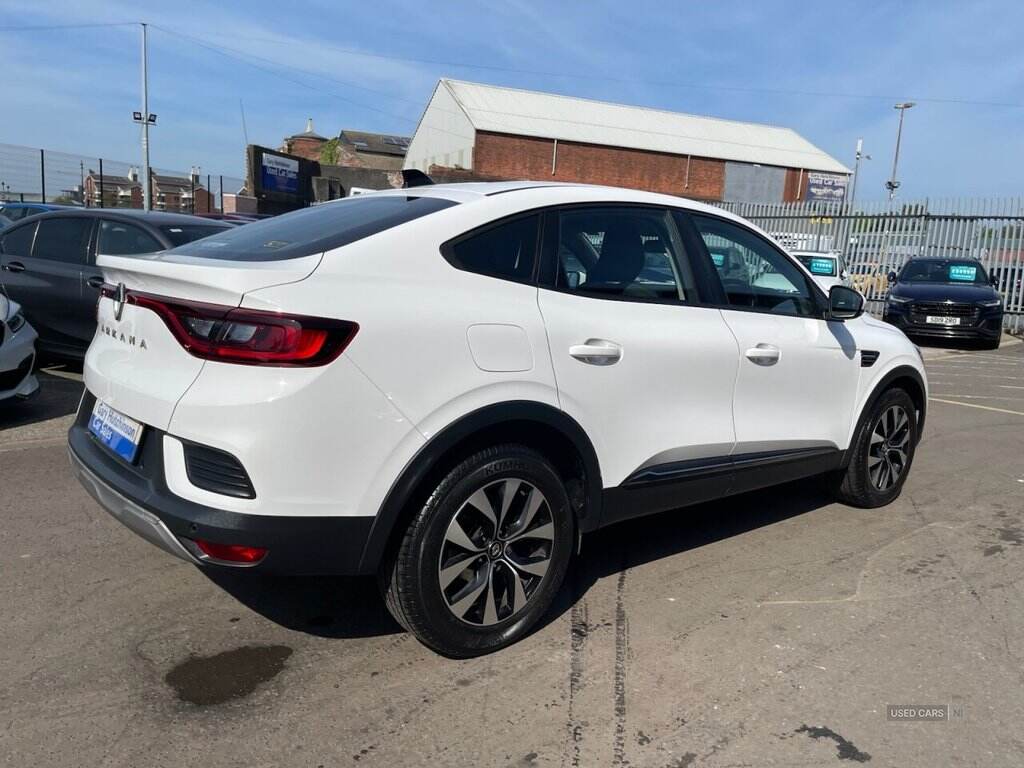 Dec 2021 Renault Arkana 1.3 TCe Mild Hybrid 140 Iconic 5dr EDC