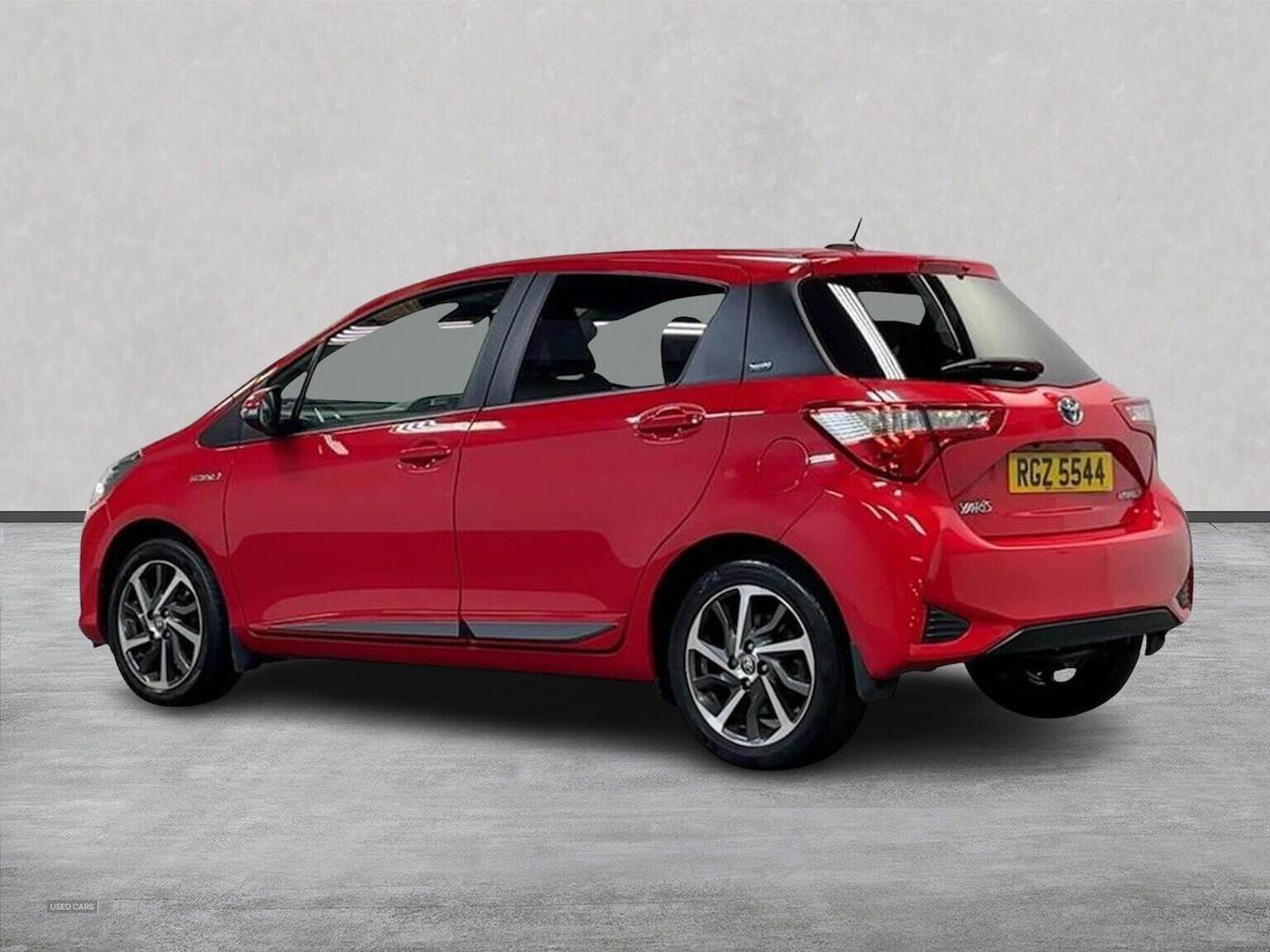 Jun 2020 Toyota Yaris 1.5 Hybrid Y20 5Dr Cvt [Bi-Tone]