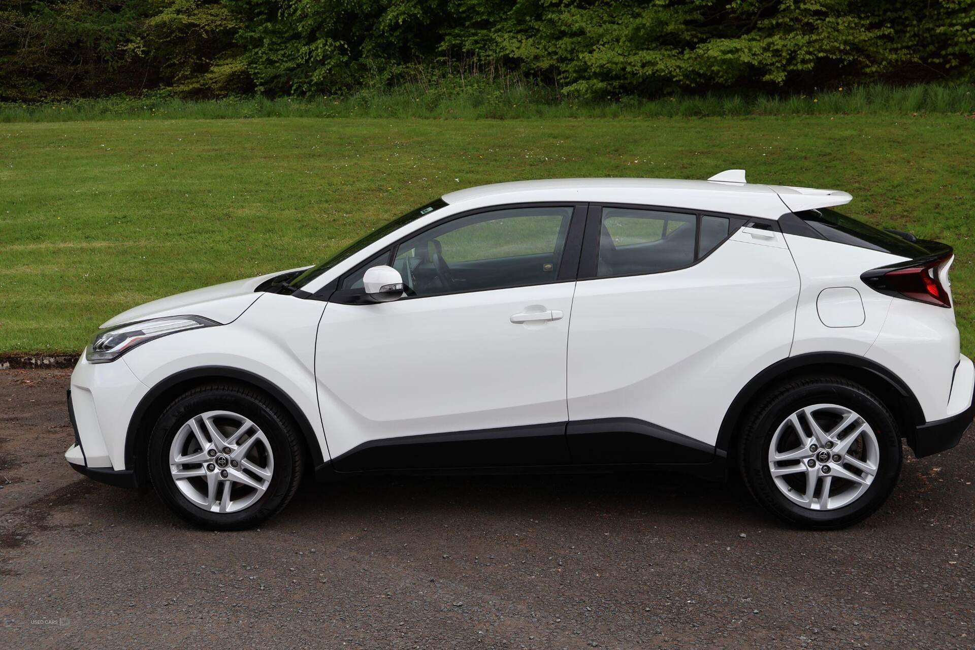 Jun 2023 Toyota C-HR 1.8 Hybrid Icon 5dr CVT