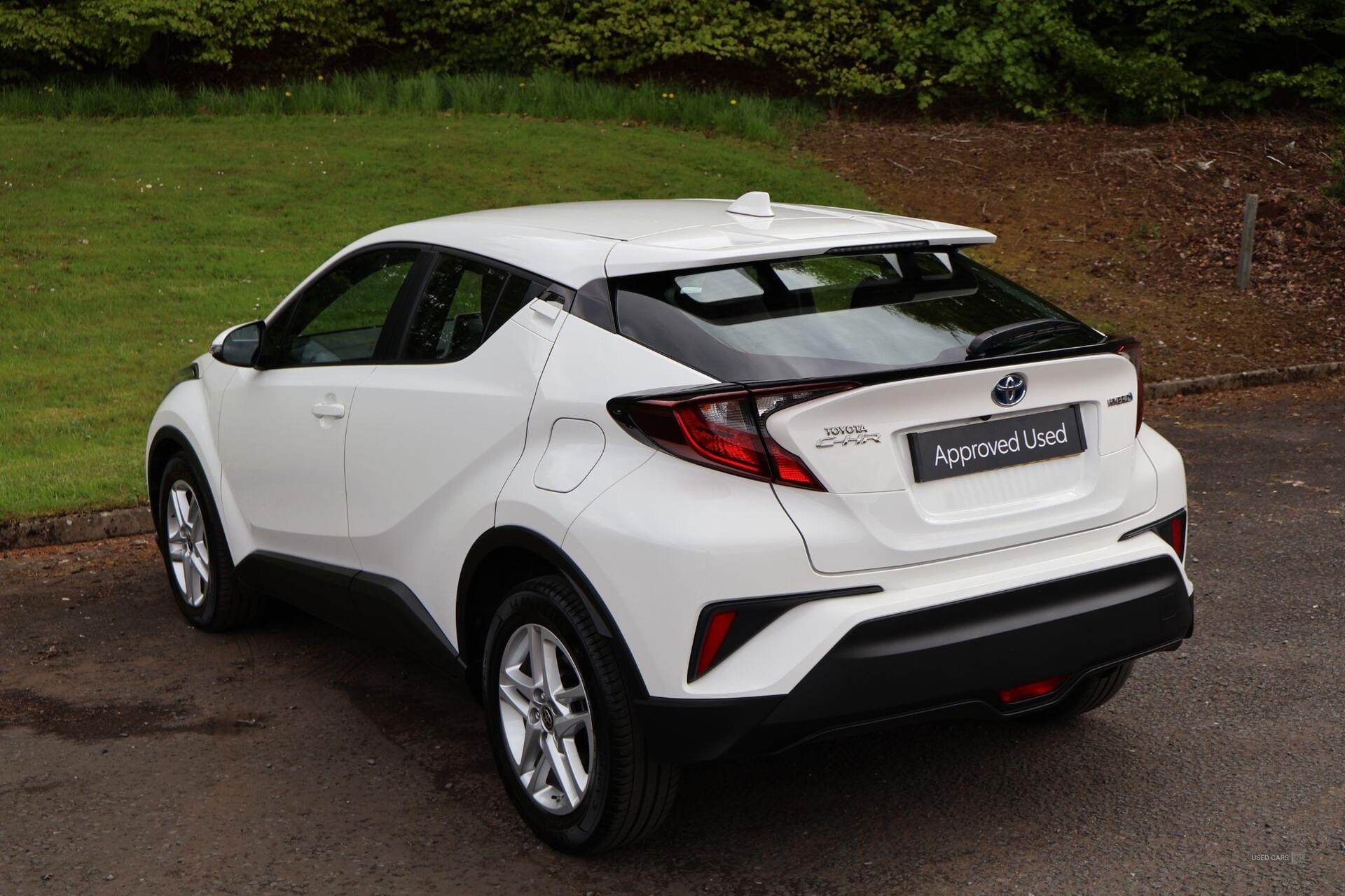 Jun 2023 Toyota C-HR 1.8 Hybrid Icon 5dr CVT