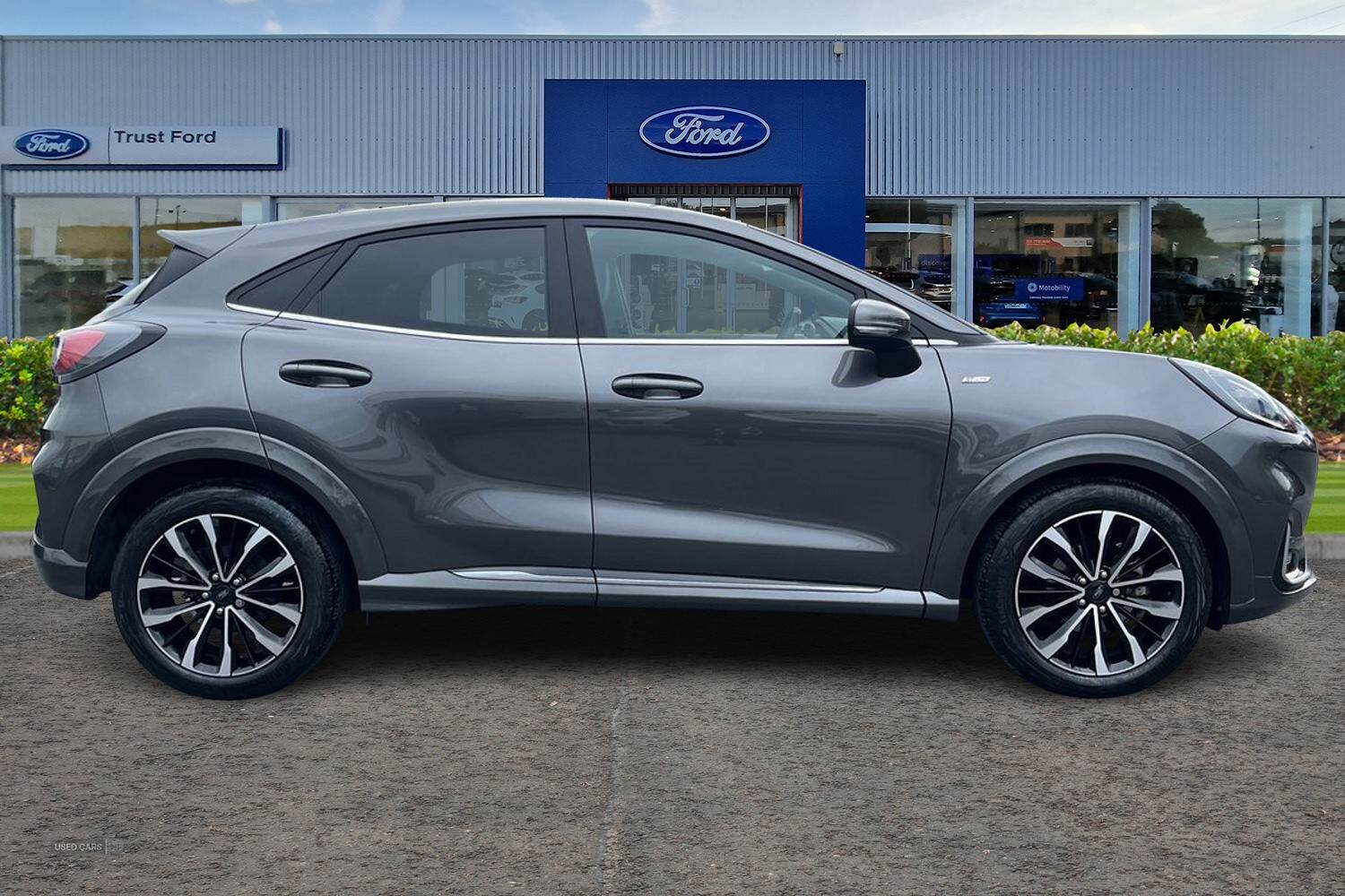 Apr 2022 Ford Puma 1.0 EcoBoost Hybrid mHEV 155 ST-Line Vignale 5dr
