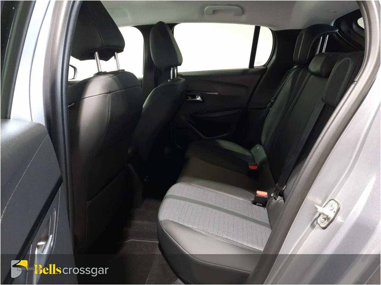 Oct 2021 Peugeot 208 1.2 PureTech 100 Allure 5dr