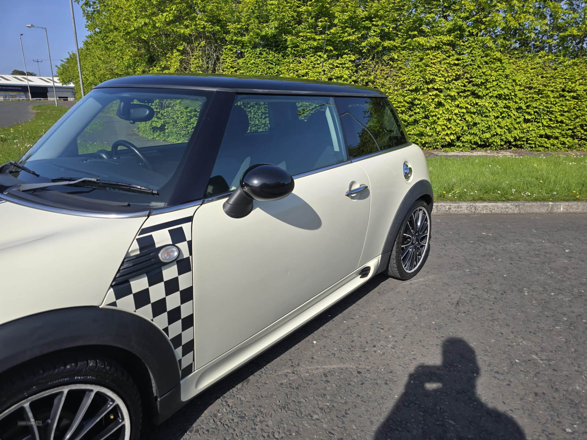 MINI Hatch in Down