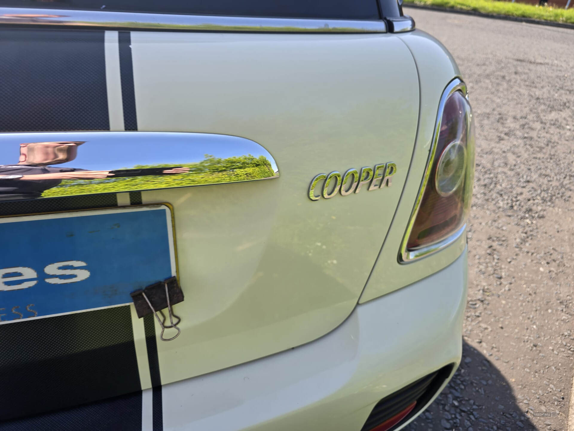 MINI Hatch in Down