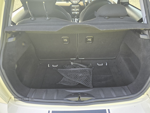 MINI Hatch in Down