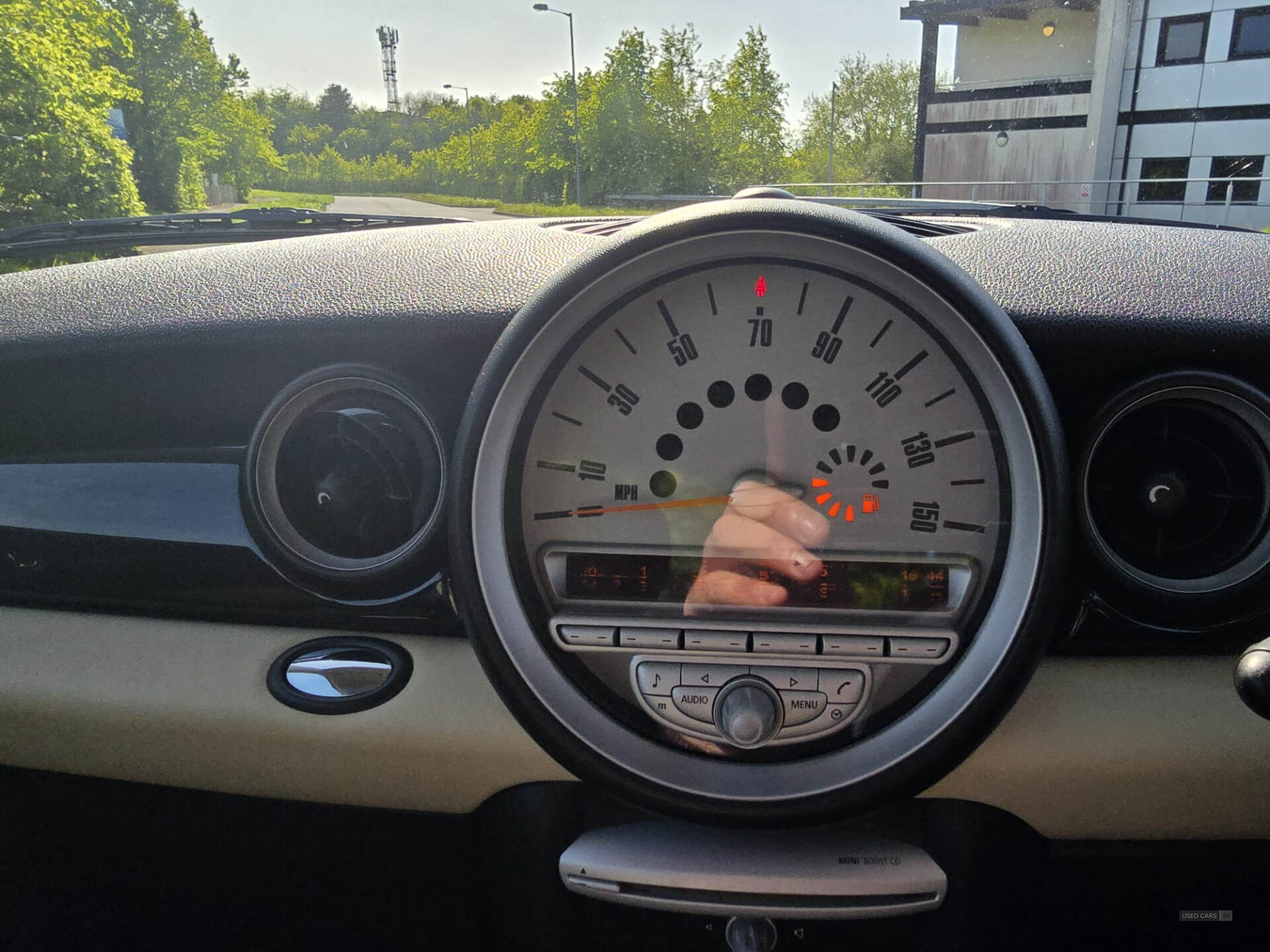 MINI Hatch in Down