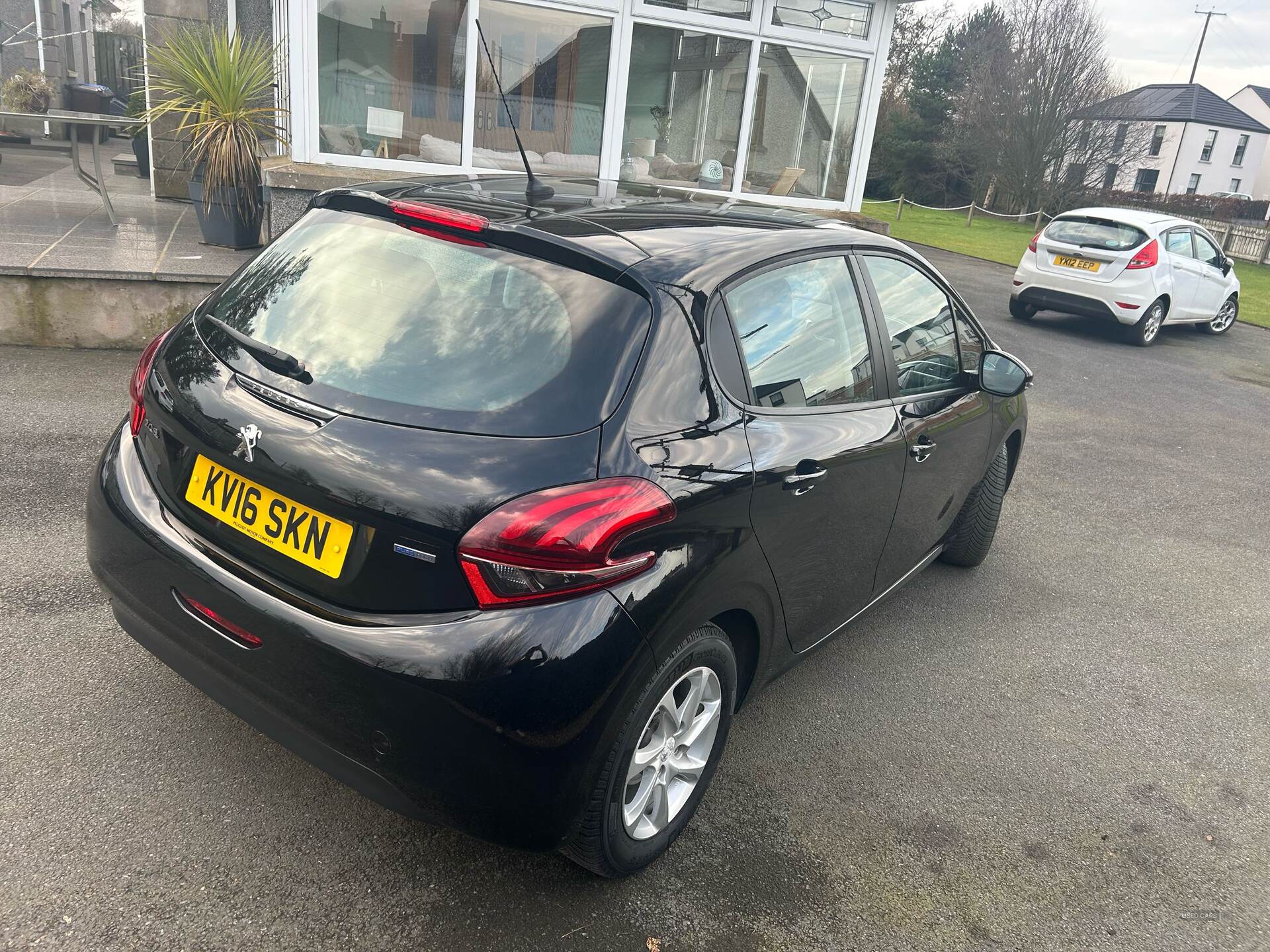 Mar 2016 Peugeot 208 1.2 PureTech 82 Active 5dr