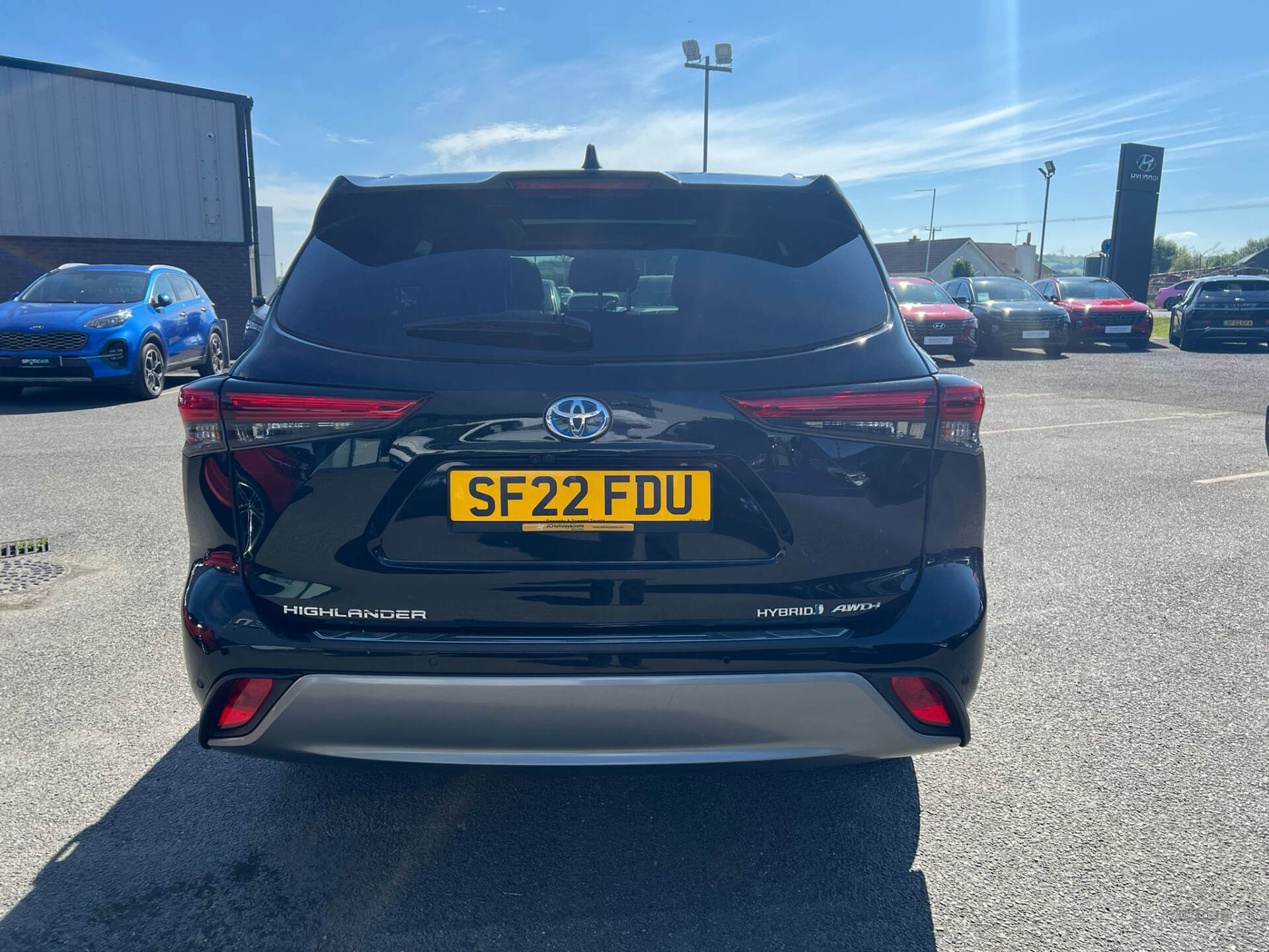 May 2022 Toyota Highlander 2.5 VVT-i Hybrid Excel Premium 5dr CVT