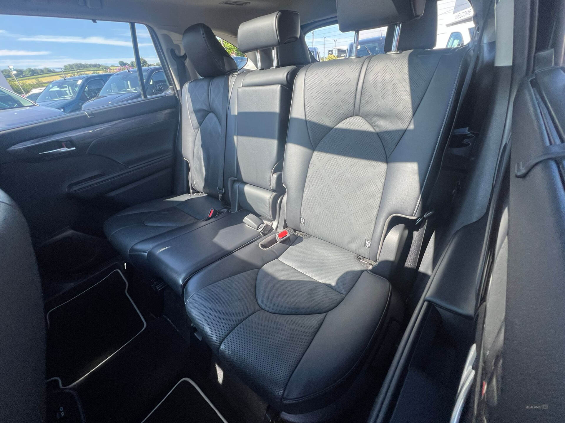 May 2022 Toyota Highlander 2.5 VVT-i Hybrid Excel Premium 5dr CVT