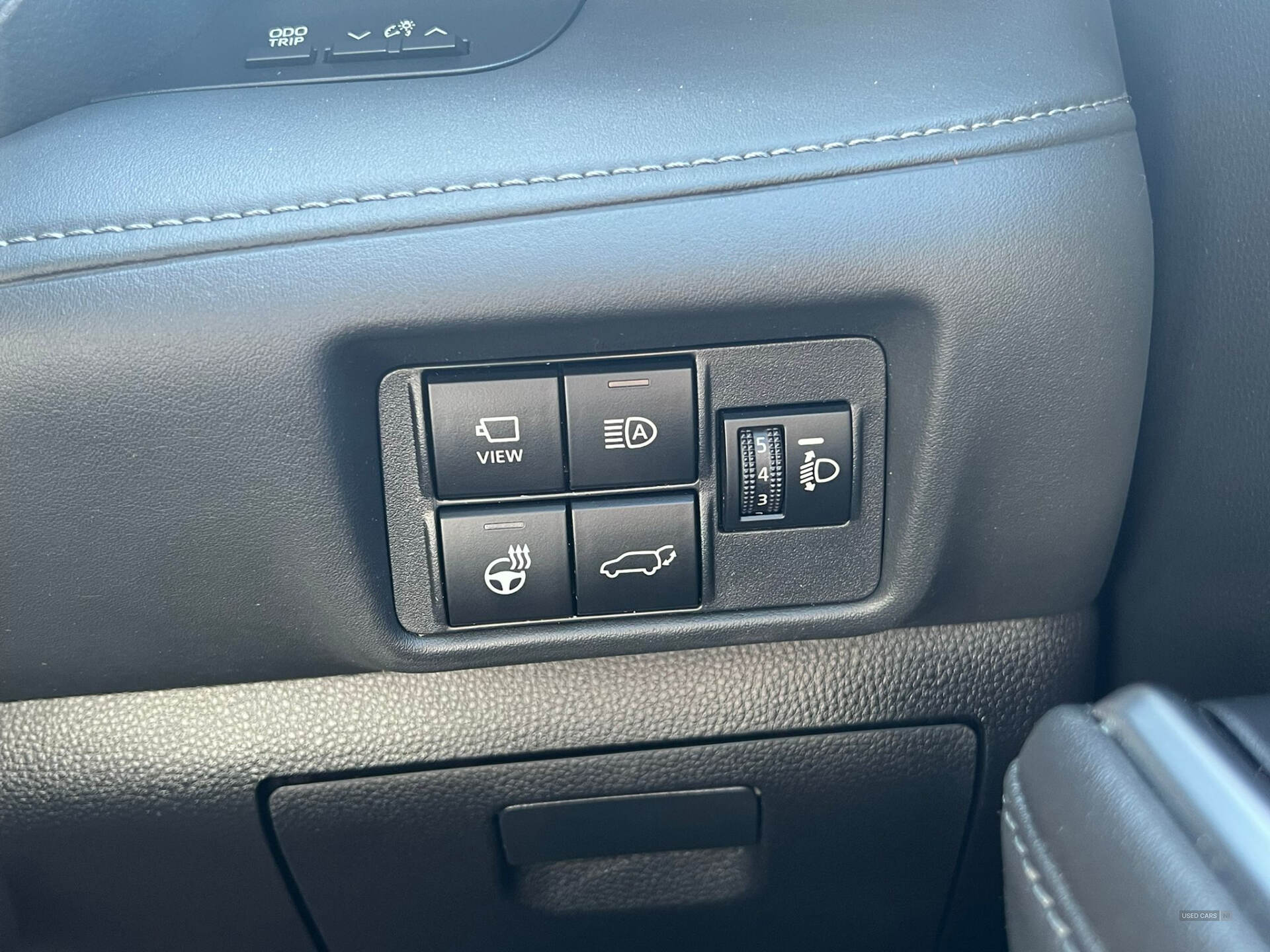 May 2022 Toyota Highlander 2.5 VVT-i Hybrid Excel Premium 5dr CVT
