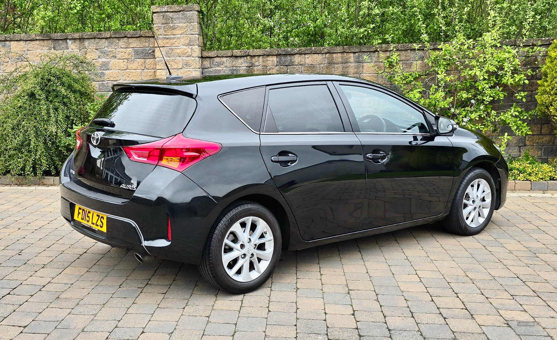 Jul 2015 Toyota Auris 1.6 V-Matic Icon 5dr