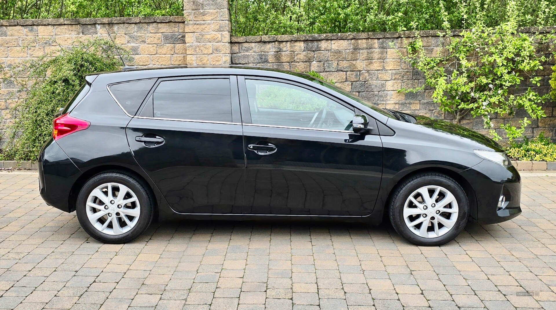 Jul 2015 Toyota Auris 1.6 V-Matic Icon 5dr