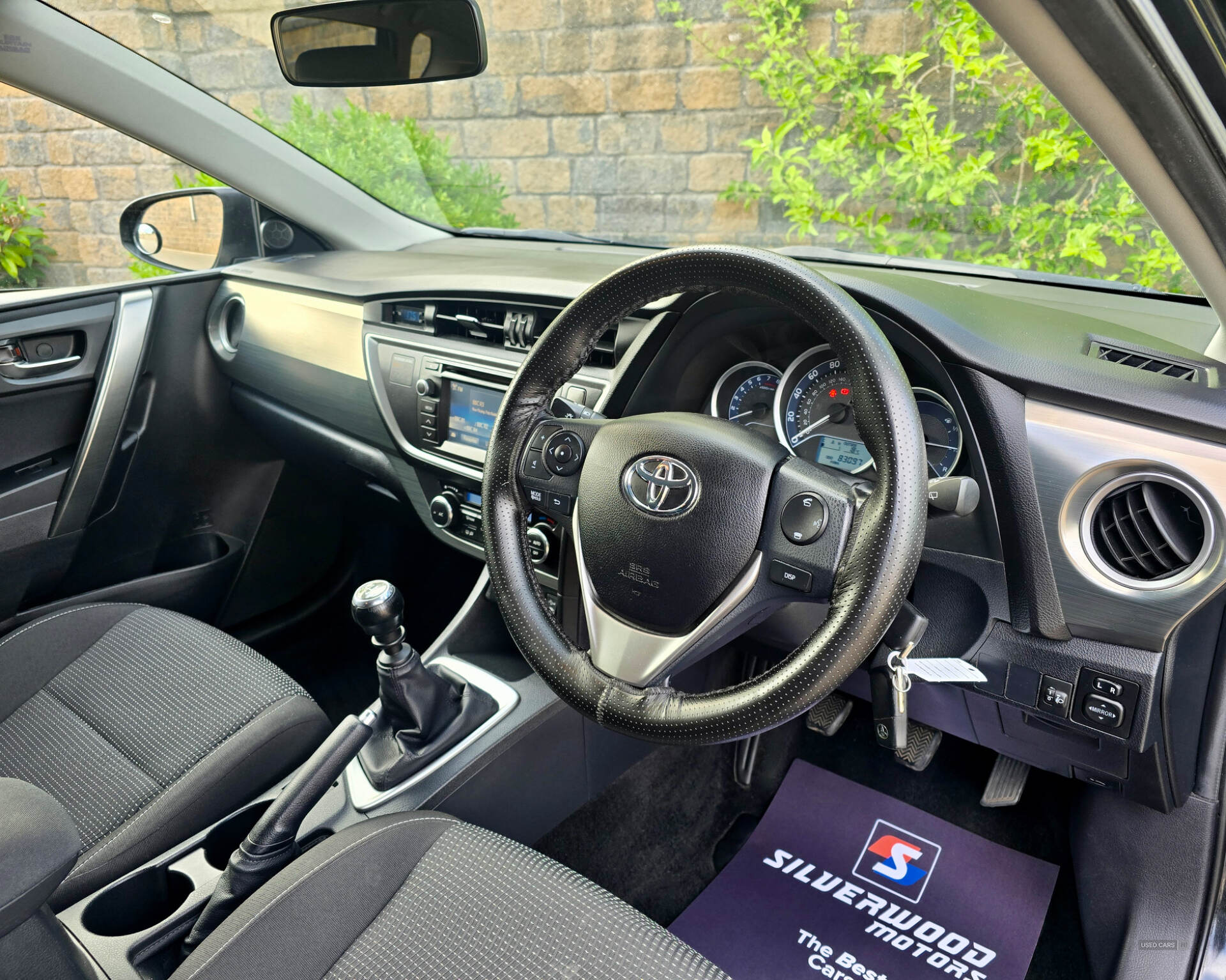 Jul 2015 Toyota Auris 1.6 V-Matic Icon 5dr