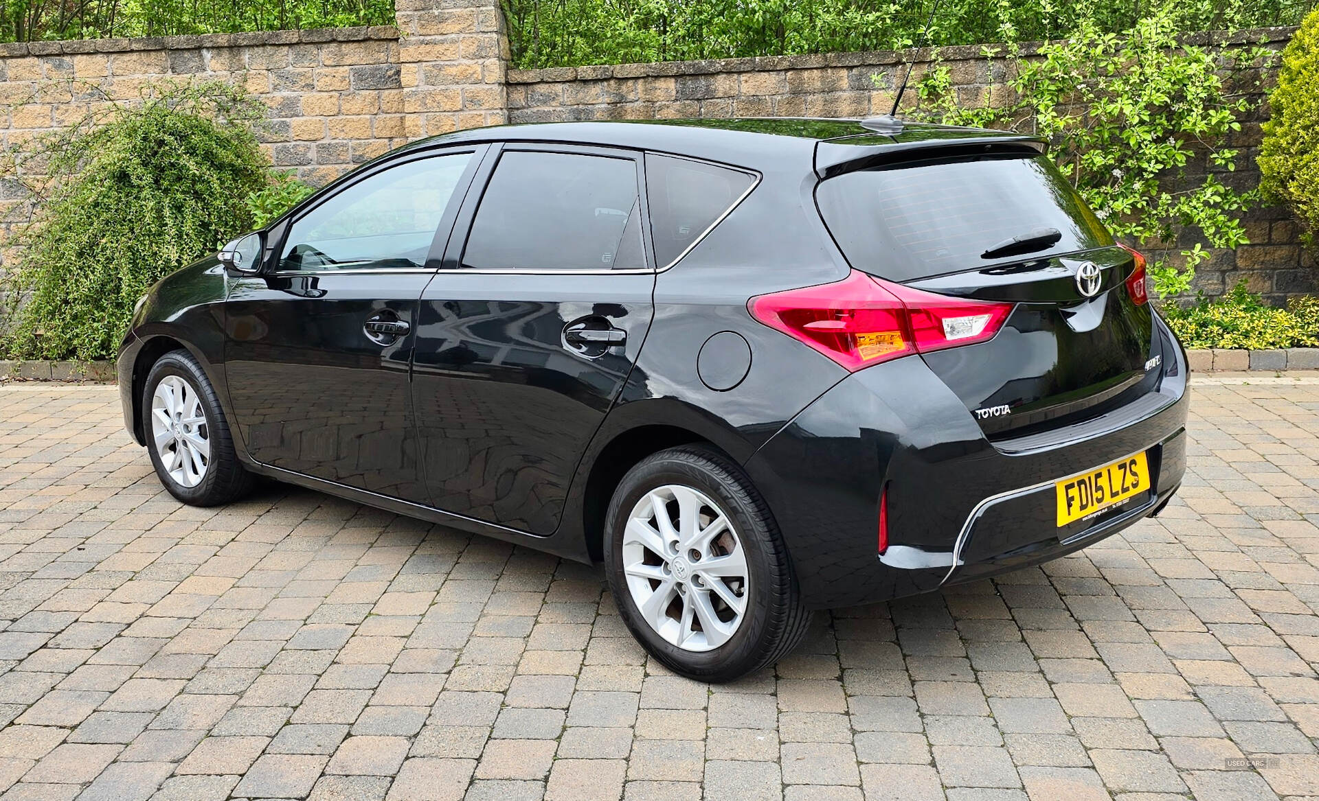 Jul 2015 Toyota Auris 1.6 V-Matic Icon 5dr