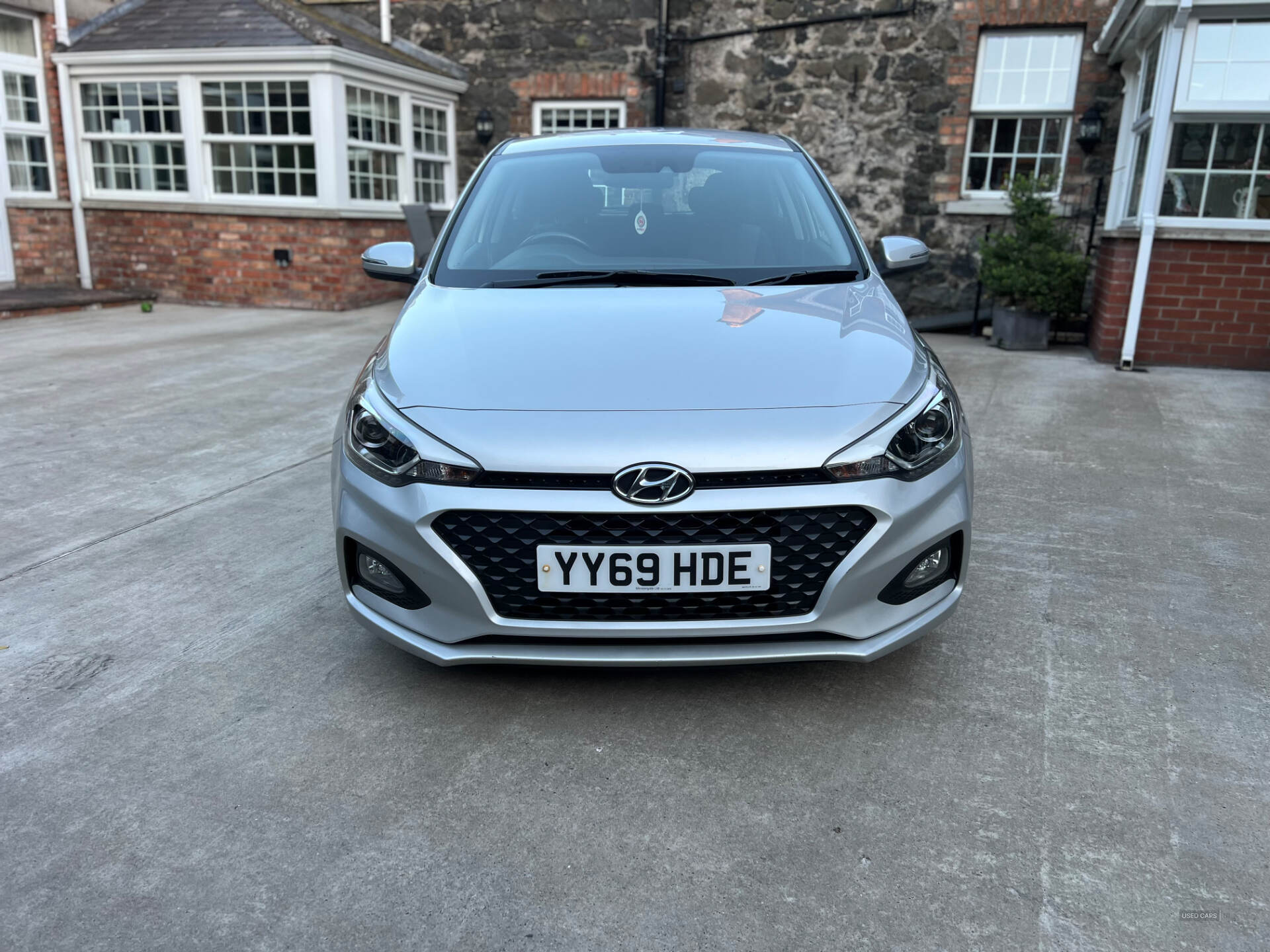 Hyundai i20 HATCHBACK in Antrim