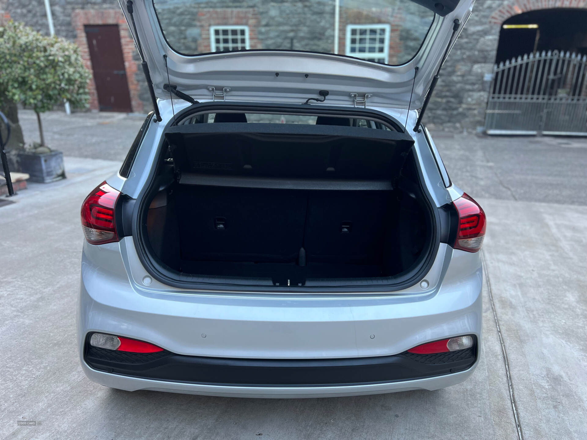 Hyundai i20 HATCHBACK in Antrim