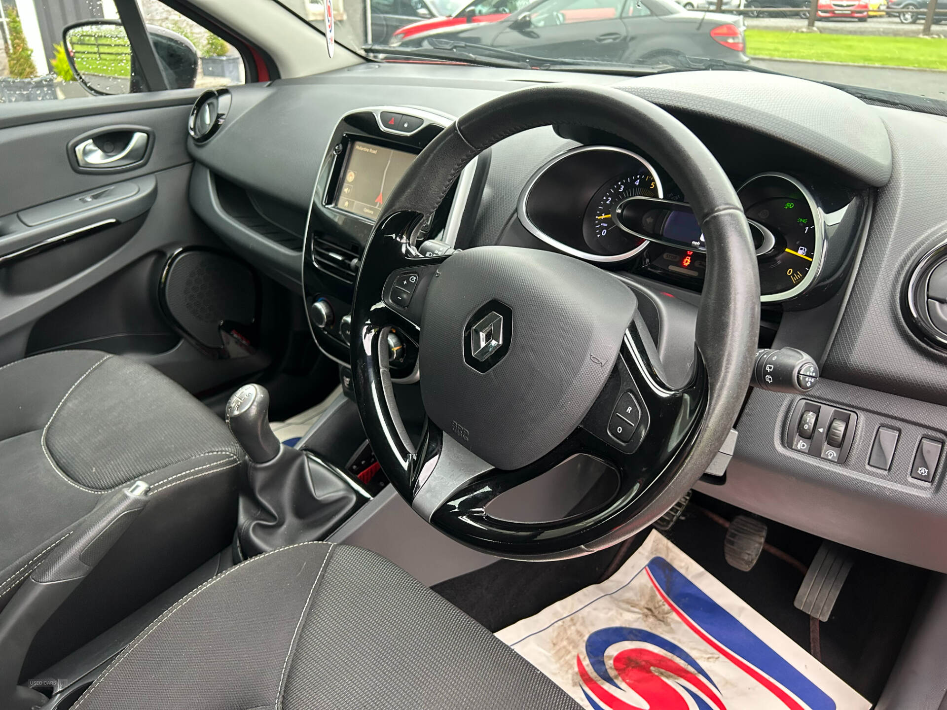 Jun 2015 Renault Clio 1.5 dCi 90 Dynamique MediaNav Energy 5dr