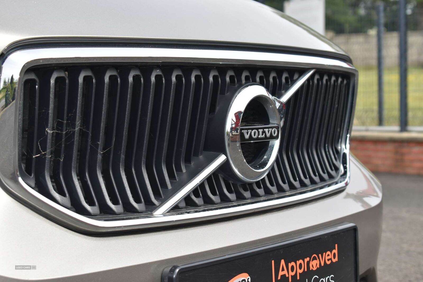 Apr 2022 Volvo XC40 1.5 T3 [163] Momentum 5dr