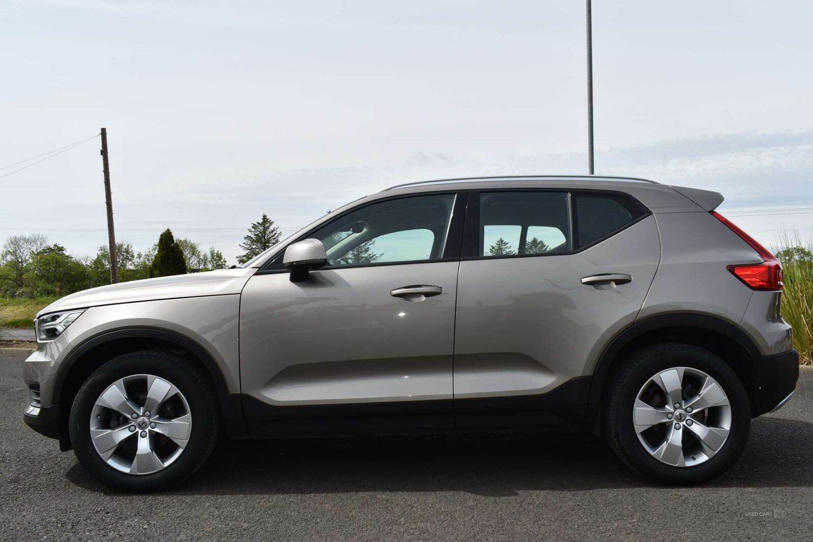 Apr 2022 Volvo XC40 1.5 T3 [163] Momentum 5dr