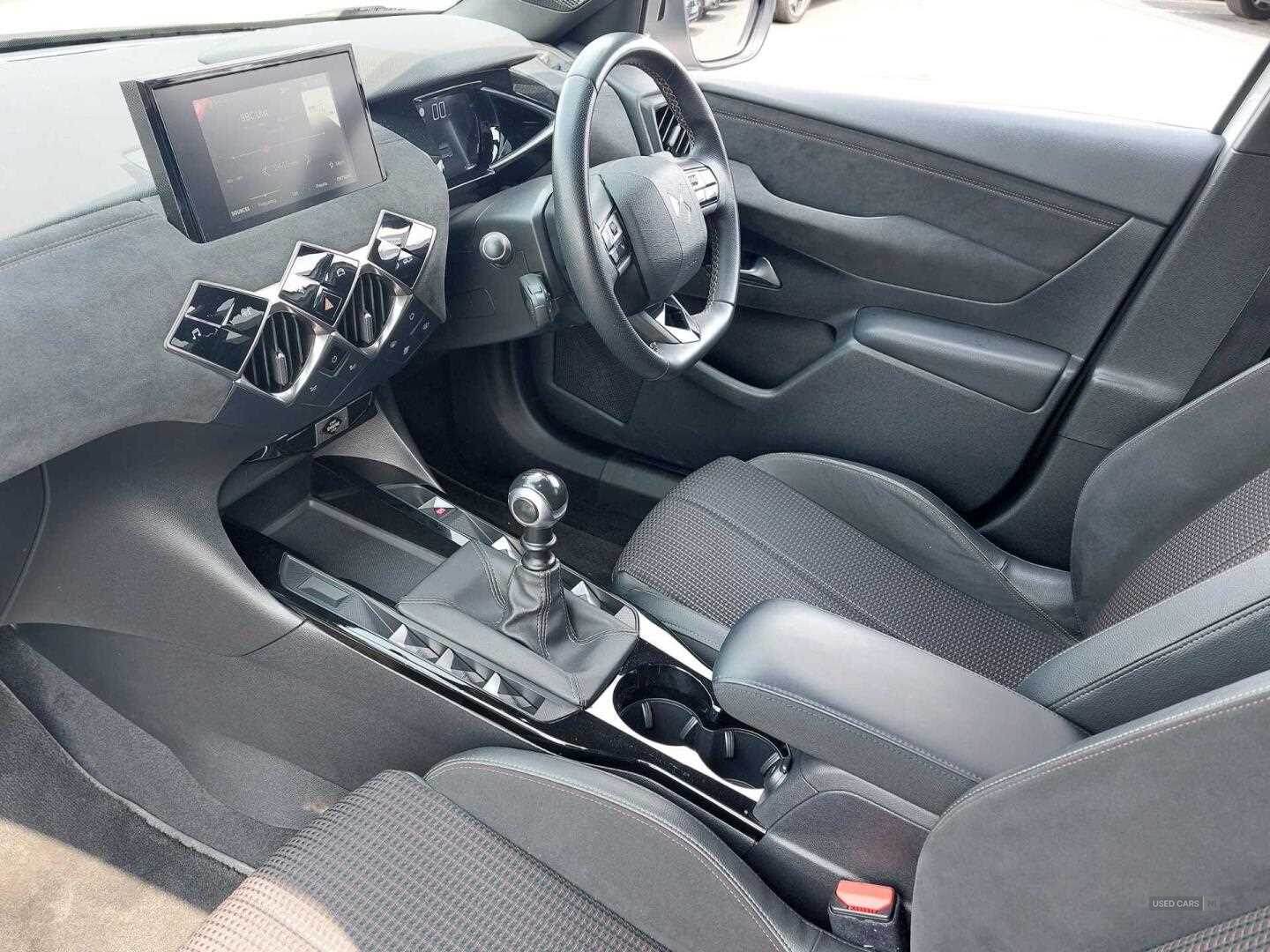 Jun 2019 DS DS3 C-BACK 1.2 PureTech Performance Line 5dr
