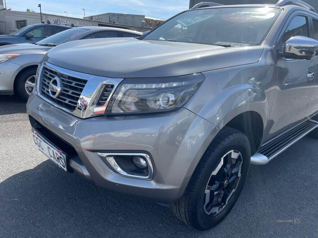 Dec 2021 Nissan Navara Double Cab Pick Up Tekna 2.3dCi 190 TT 4WD Auto