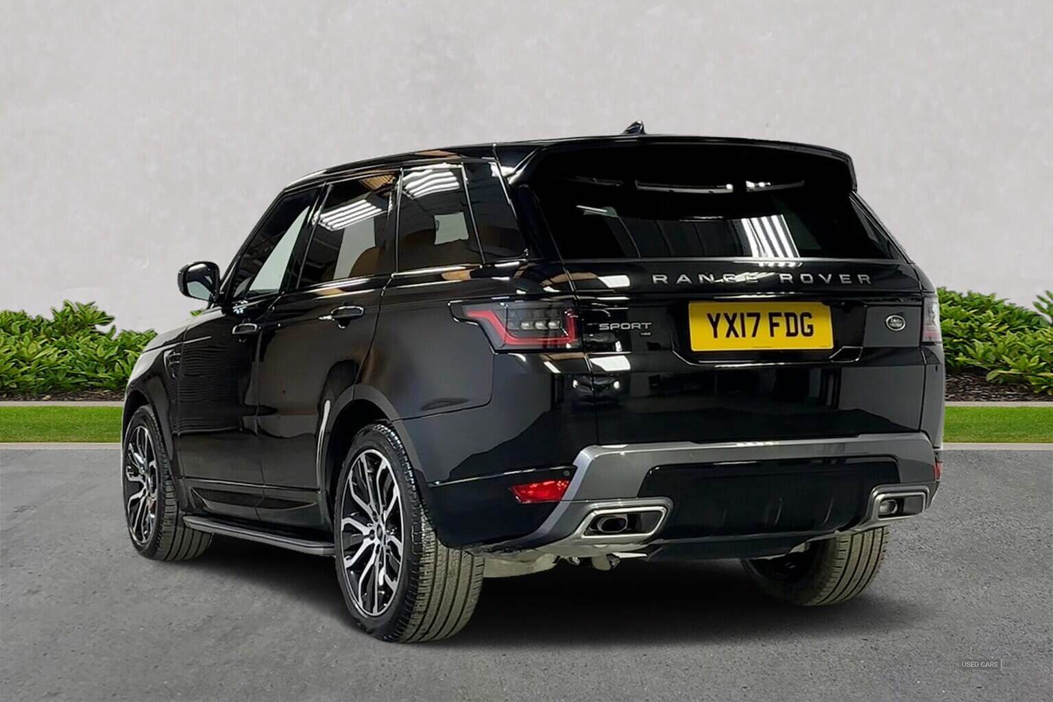 Sep 2021 Land Rover Range Rover Sport 3.0 D300 Hse Silver 5Dr Auto
