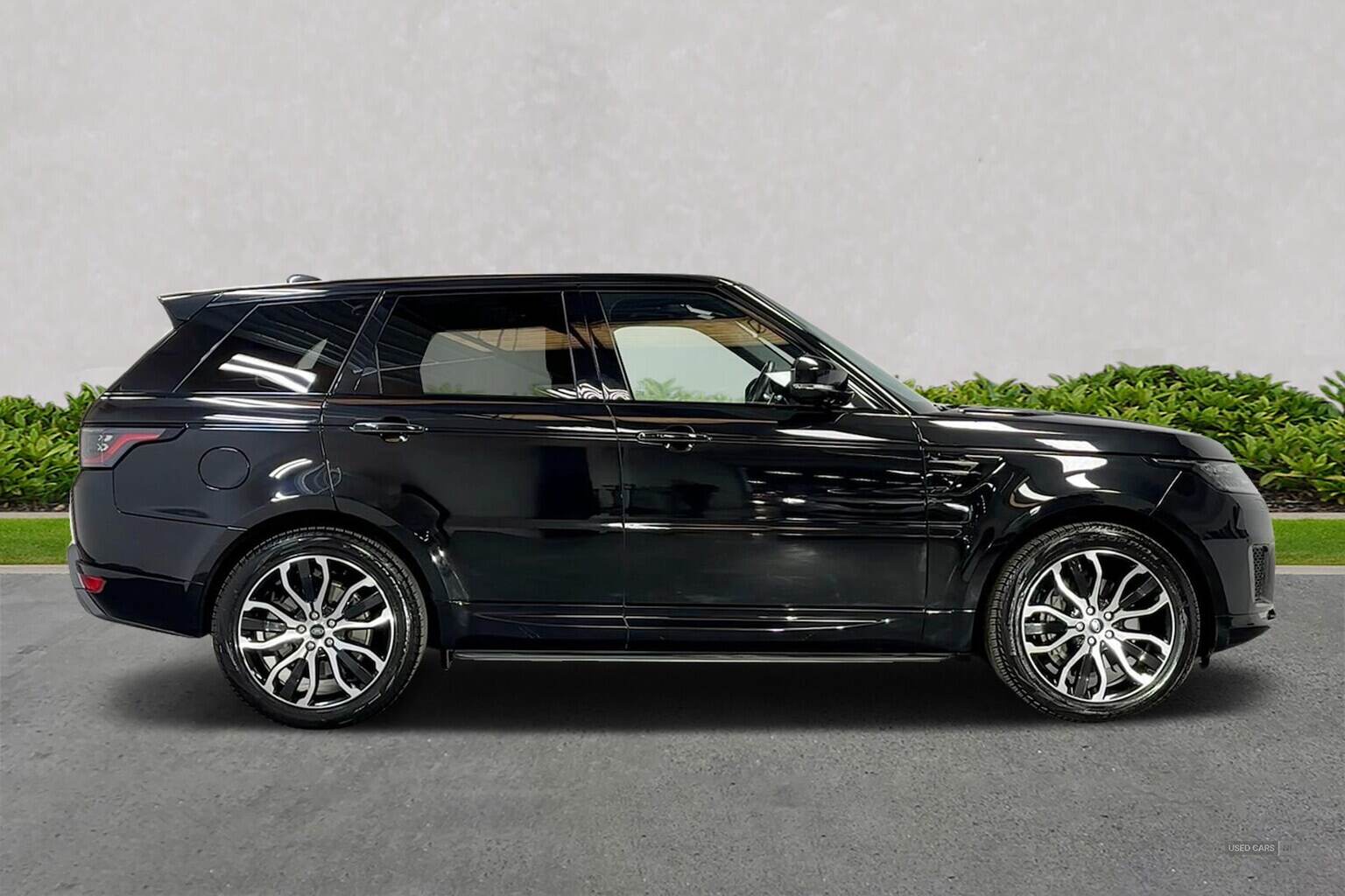 Sep 2021 Land Rover Range Rover Sport 3.0 D300 Hse Silver 5Dr Auto
