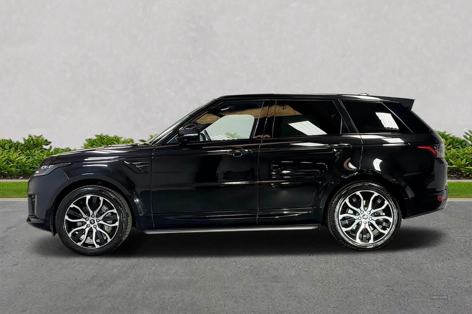Sep 2021 Land Rover Range Rover Sport 3.0 D300 Hse Silver 5Dr Auto