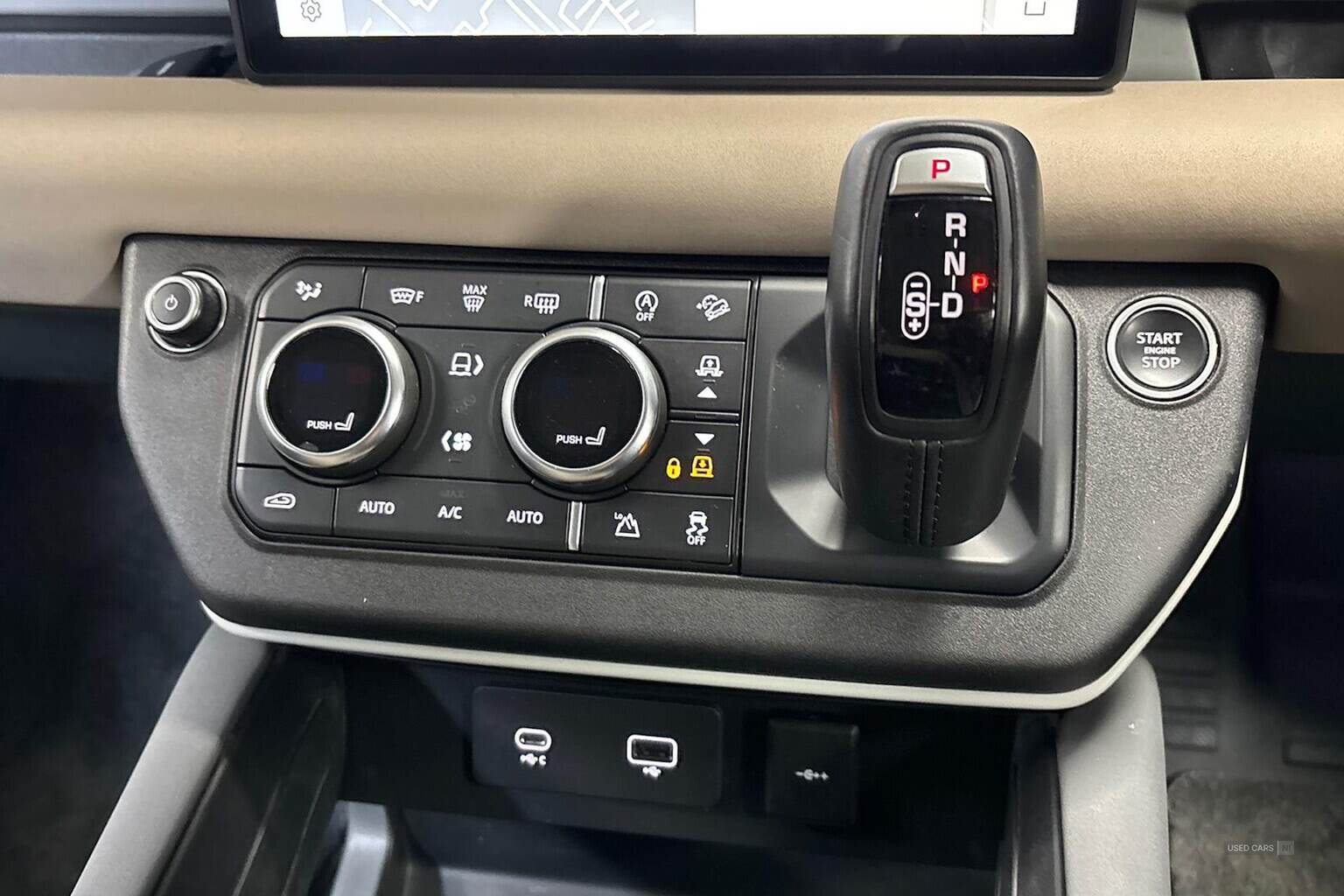 Jan 2020 Land Rover Defender 2.0 D240 First Edition 110 5Dr Auto
