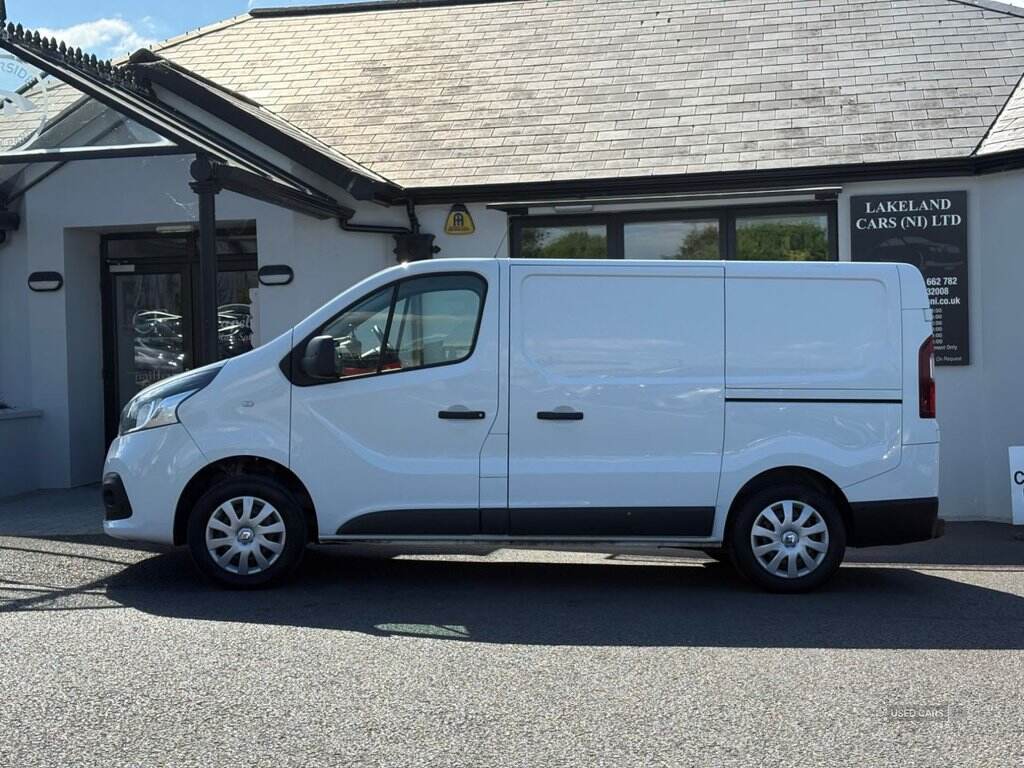 2019 Renault Trafic 1.6 dCi 27 Business+ Panel Van 5dr Diesel Manual SWB Standard Roof Euro 6 (120 ps)