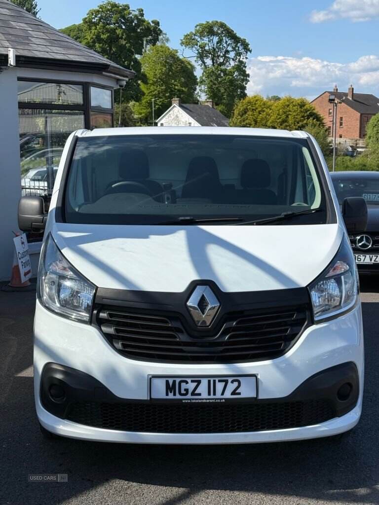 2019 Renault Trafic 1.6 dCi 27 Business+ Panel Van 5dr Diesel Manual SWB Standard Roof Euro 6 (120 ps)