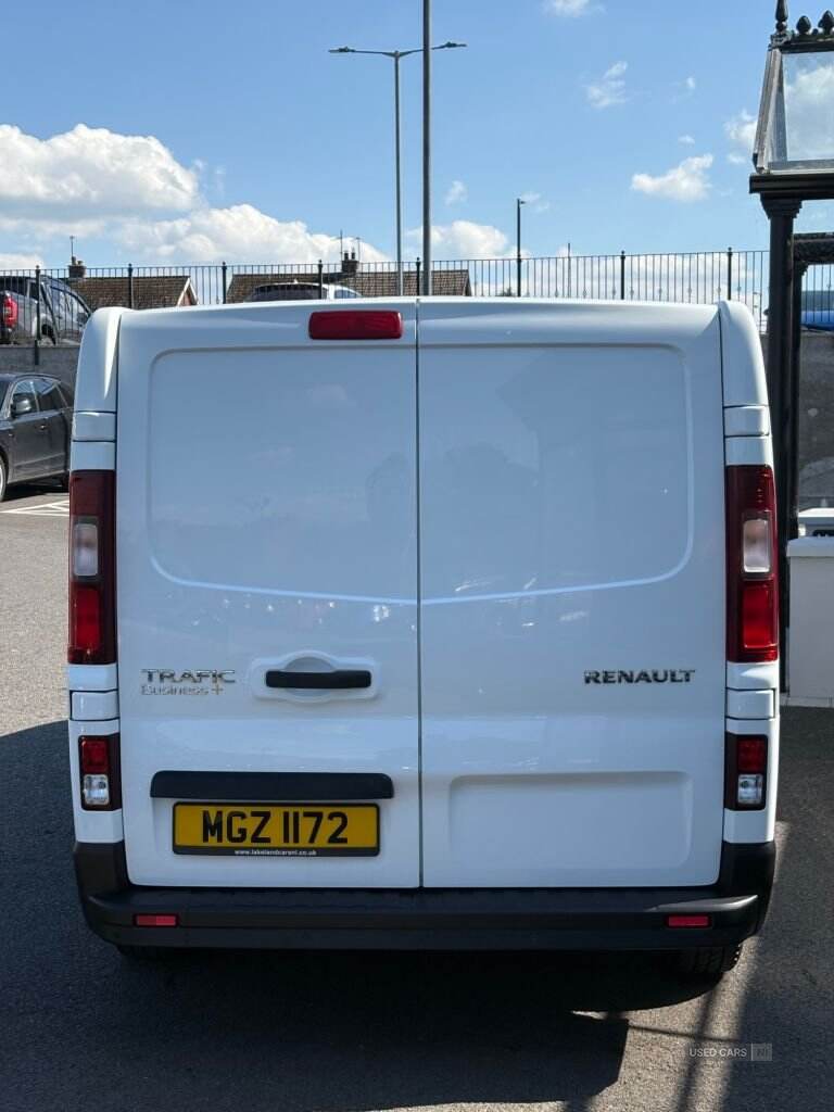 2019 Renault Trafic 1.6 dCi 27 Business+ Panel Van 5dr Diesel Manual SWB Standard Roof Euro 6 (120 ps)