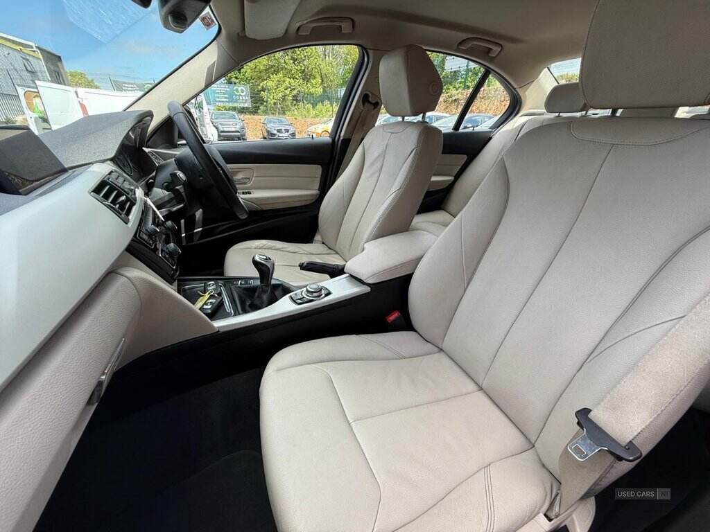 Apr 2016 BMW 3 Series 320d EfficientDynamics Plus 4dr